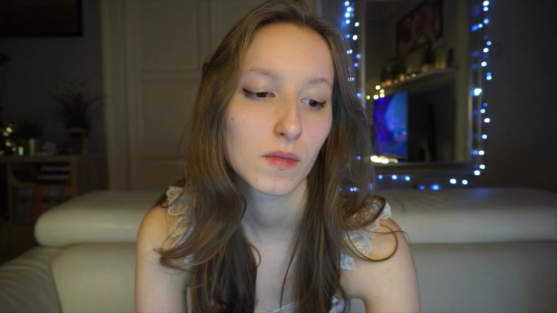 Gallery image thumbnail from Sw33t_g1rl's myfreecams stream on, 02/27/2026, 20:40 image 19 of 20