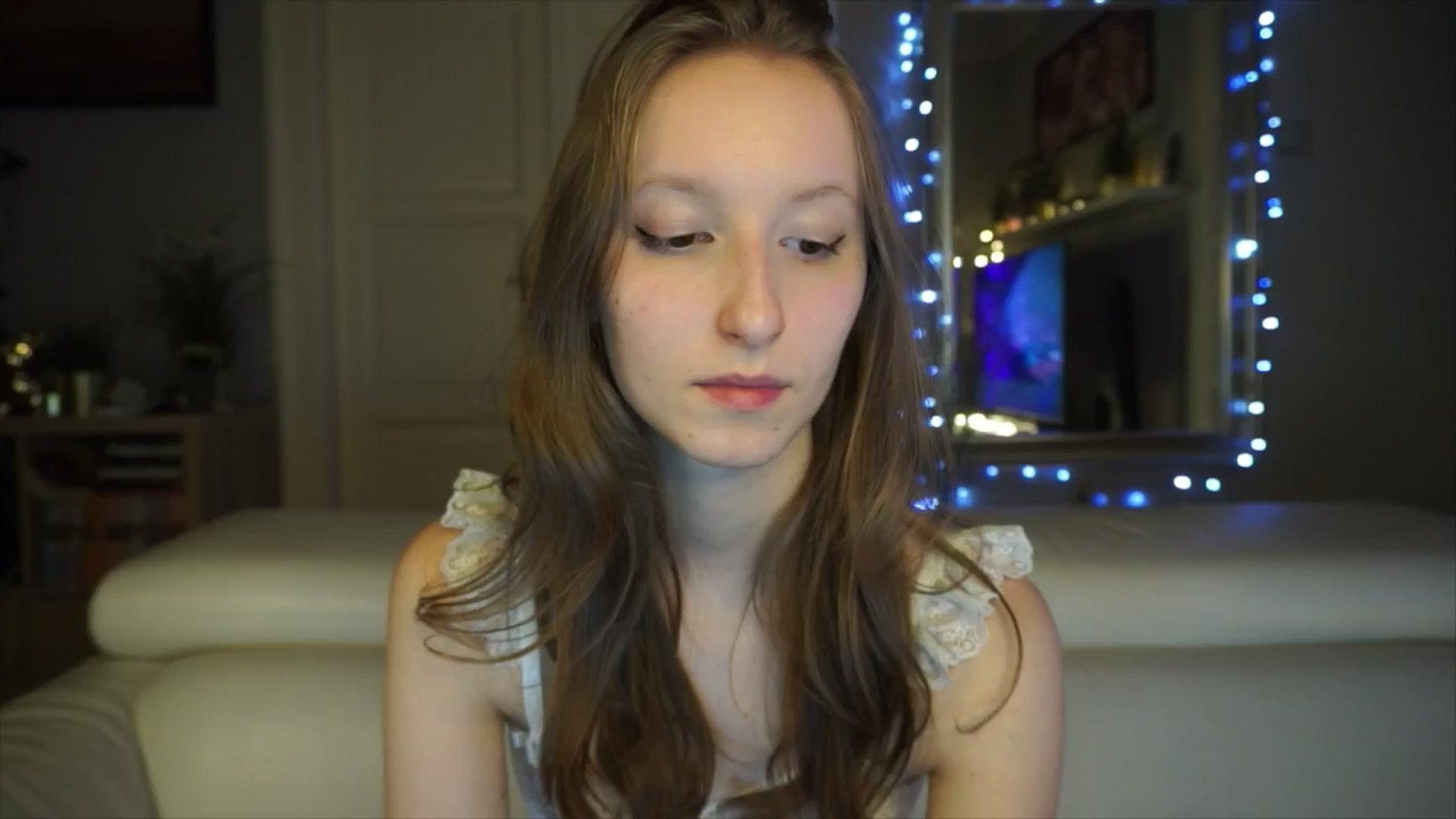 Gallery image thumbnail from Sw33t_g1rl's myfreecams stream on, 02/27/2026, 20:40 image 12 of 20