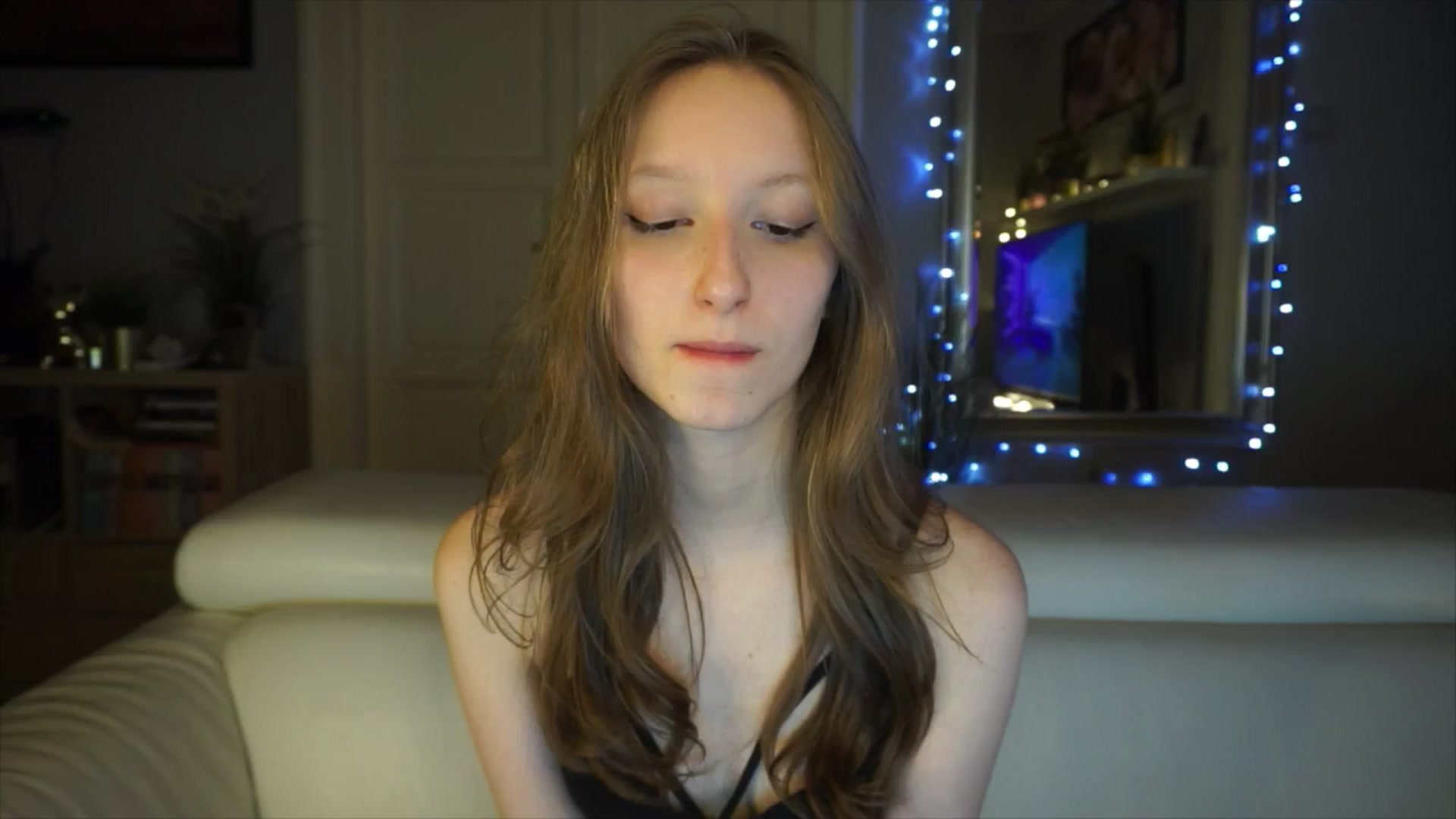 Gallery image thumbnail from Sw33t_g1rl's myfreecams stream on, 03/01/2026, 20:40 image 5 of 20