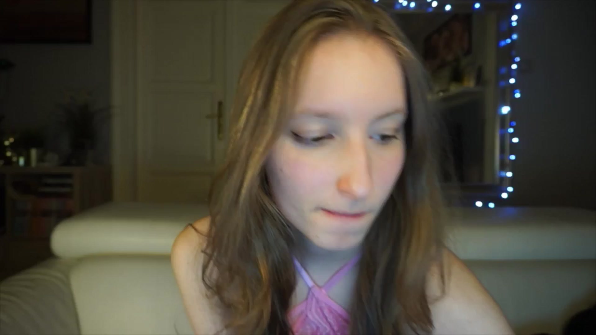 Gallery image thumbnail from Sw33t_g1rl's myfreecams stream on, 03/02/2026, 17:14 image 15 of 20