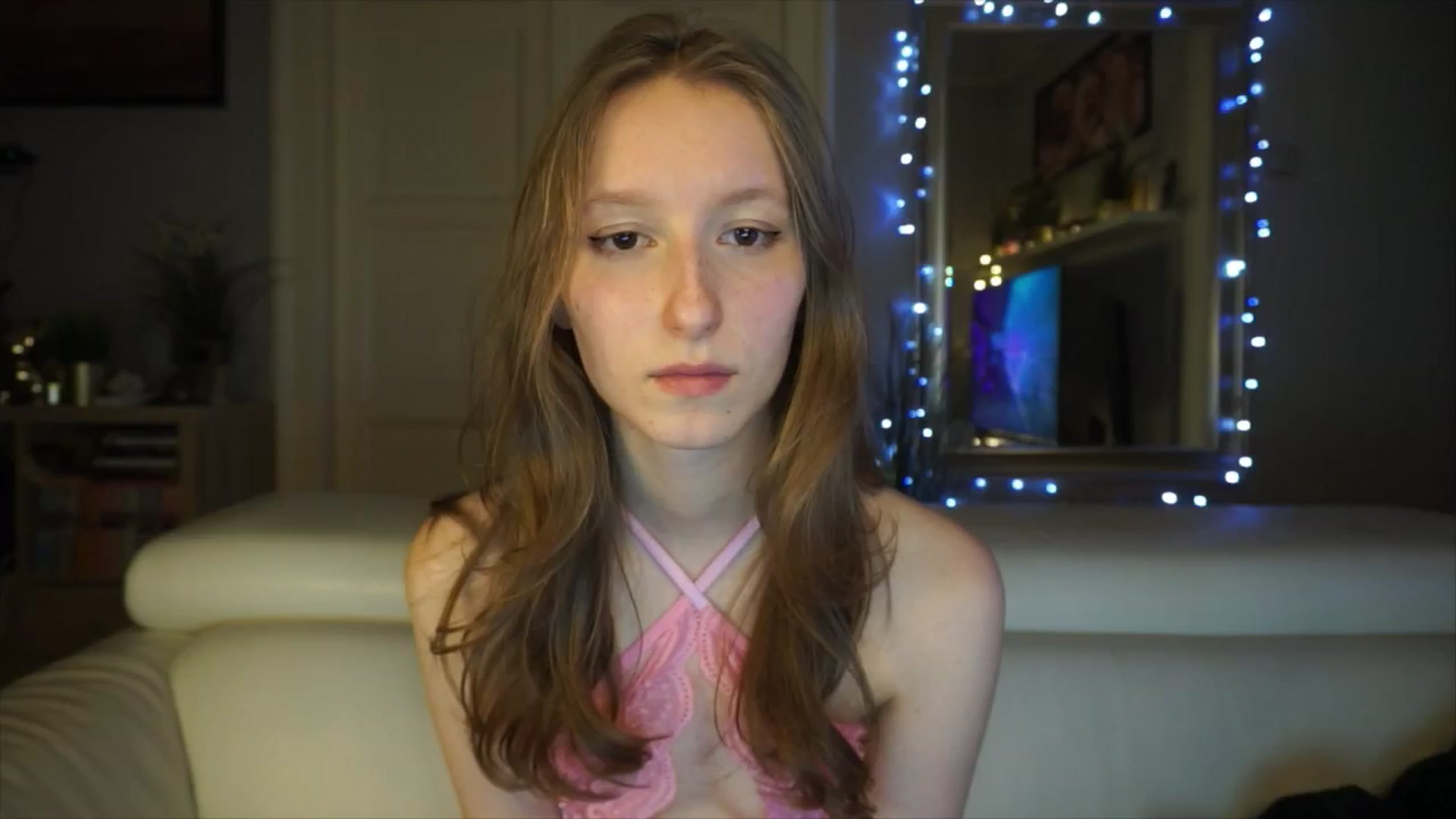 Gallery image thumbnail from Sw33t_g1rl's myfreecams stream on, 03/02/2026, 17:14 image 2 of 20