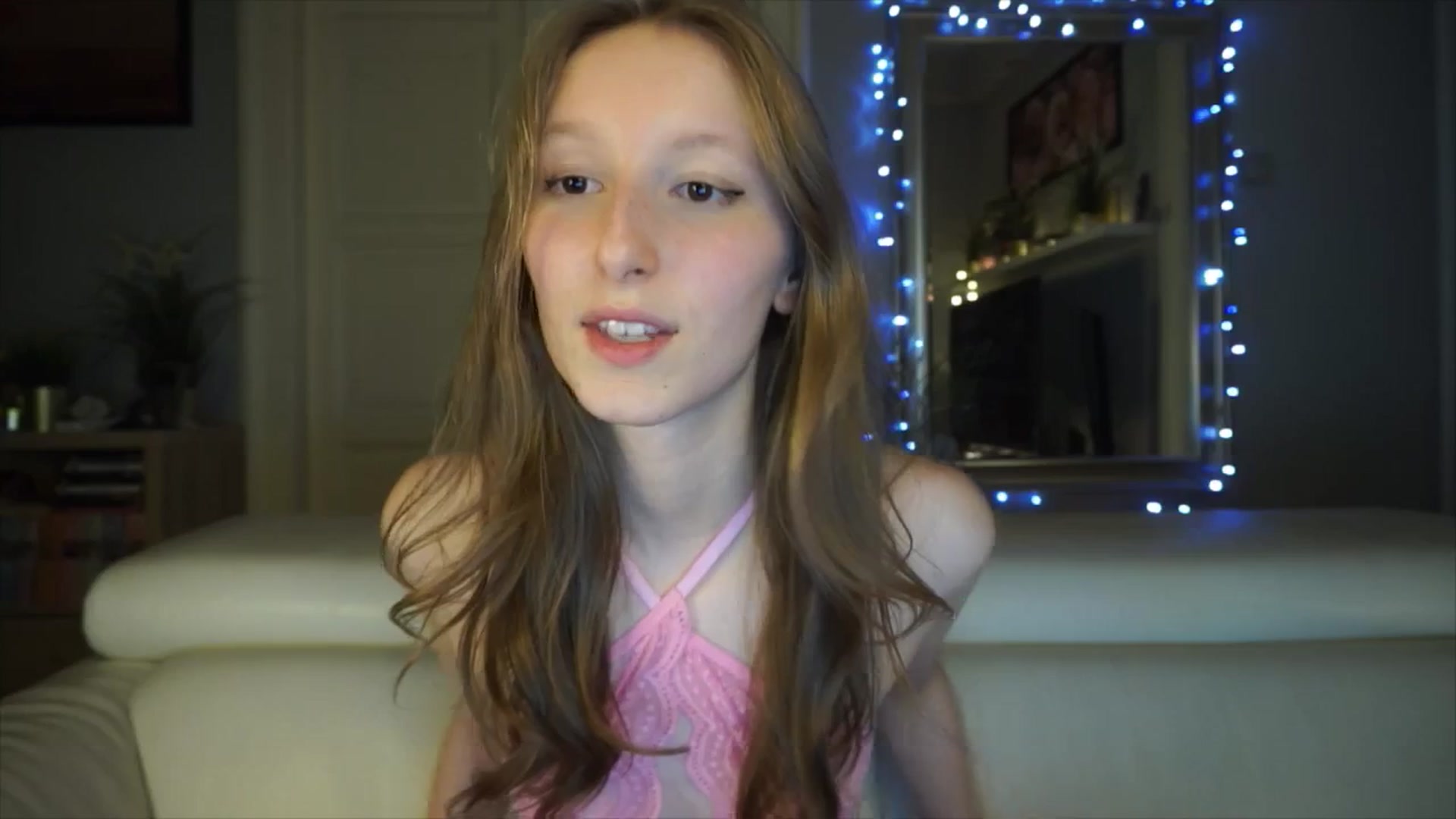 Gallery image thumbnail from Sw33t_g1rl's myfreecams stream on, 03/02/2026, 19:59 image 19 of 20
