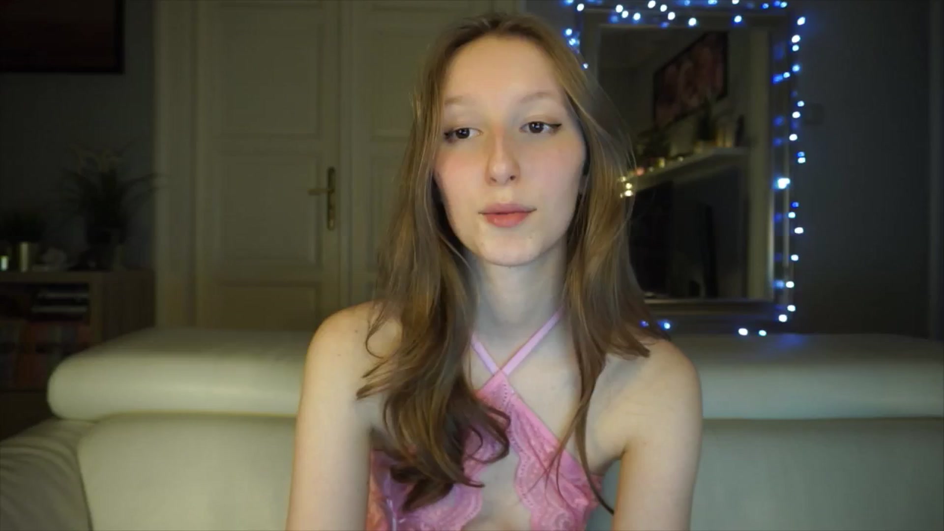 Gallery image thumbnail from Sw33t_g1rl's myfreecams stream on, 03/02/2026, 19:59 image 10 of 20