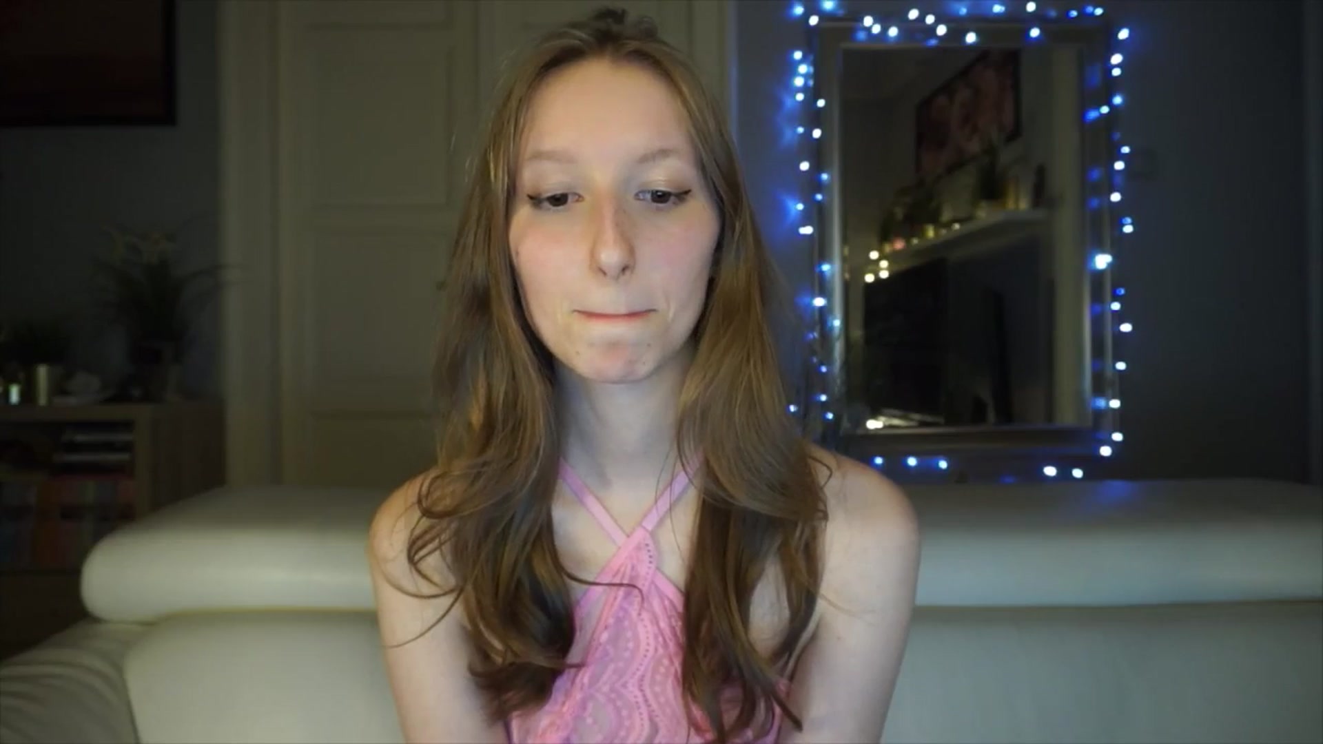 Gallery image thumbnail from Sw33t_g1rl's myfreecams stream on, 03/02/2026, 19:59 image 18 of 20