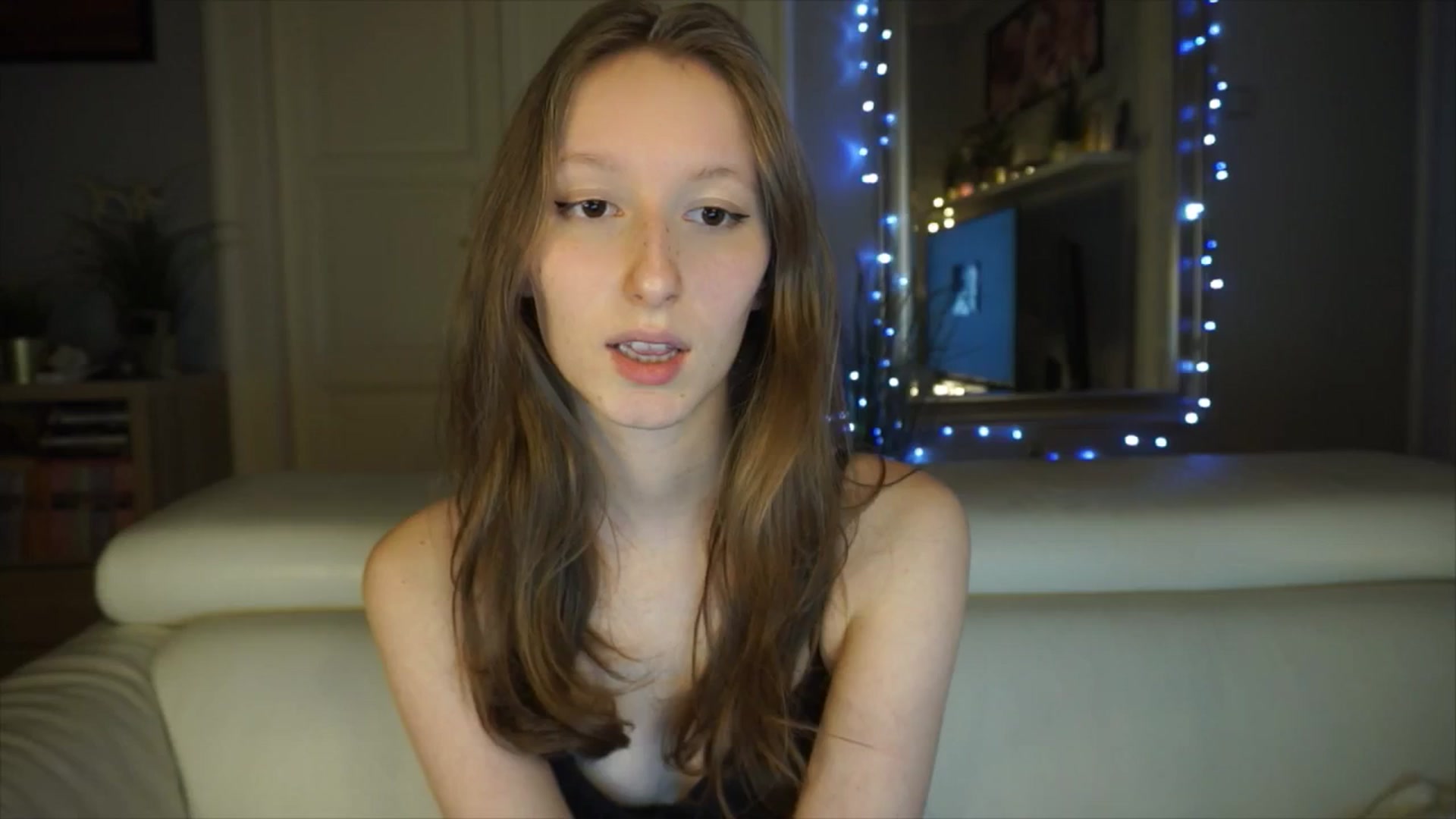 Gallery image thumbnail from Sw33t_g1rl's myfreecams stream on, 03/03/2026, 18:56 image 6 of 20