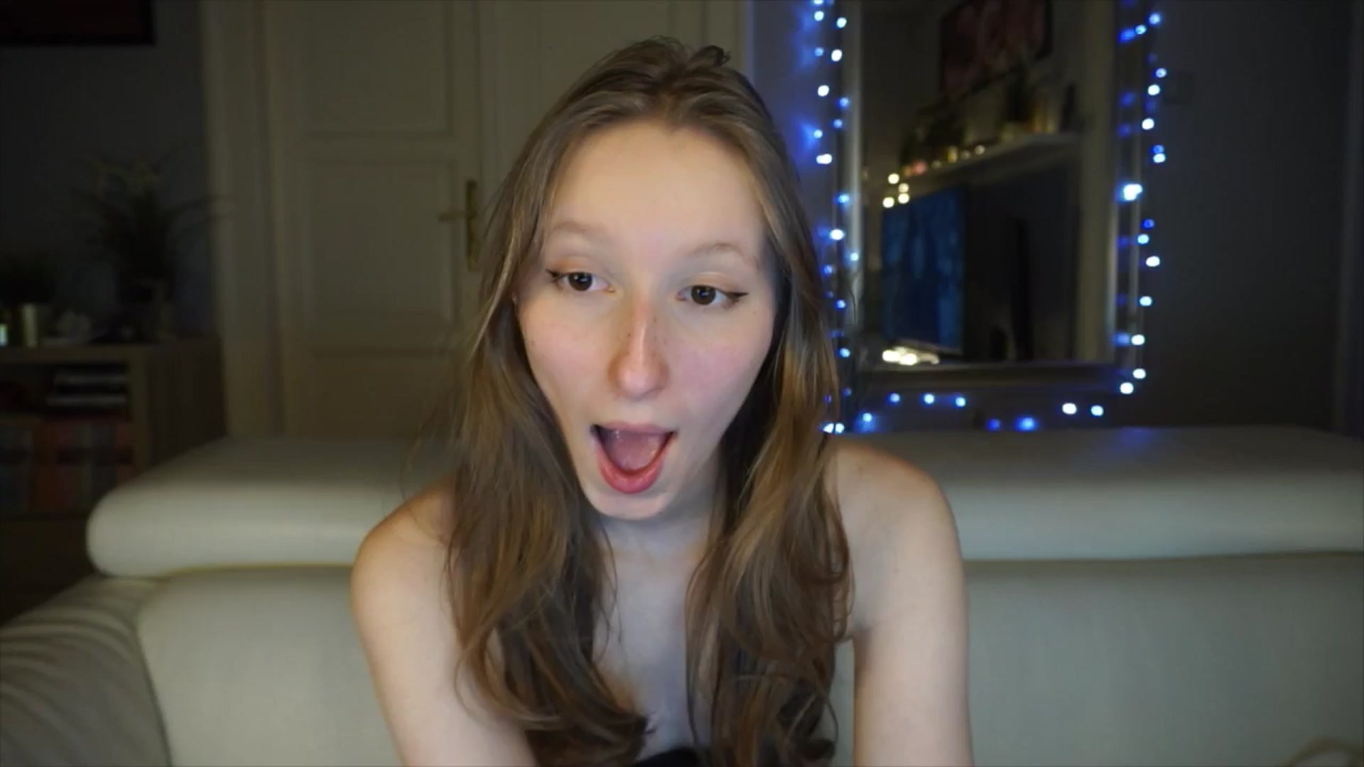 Gallery image thumbnail from Sw33t_g1rl's myfreecams stream on, 03/03/2026, 20:53 image 2 of 20