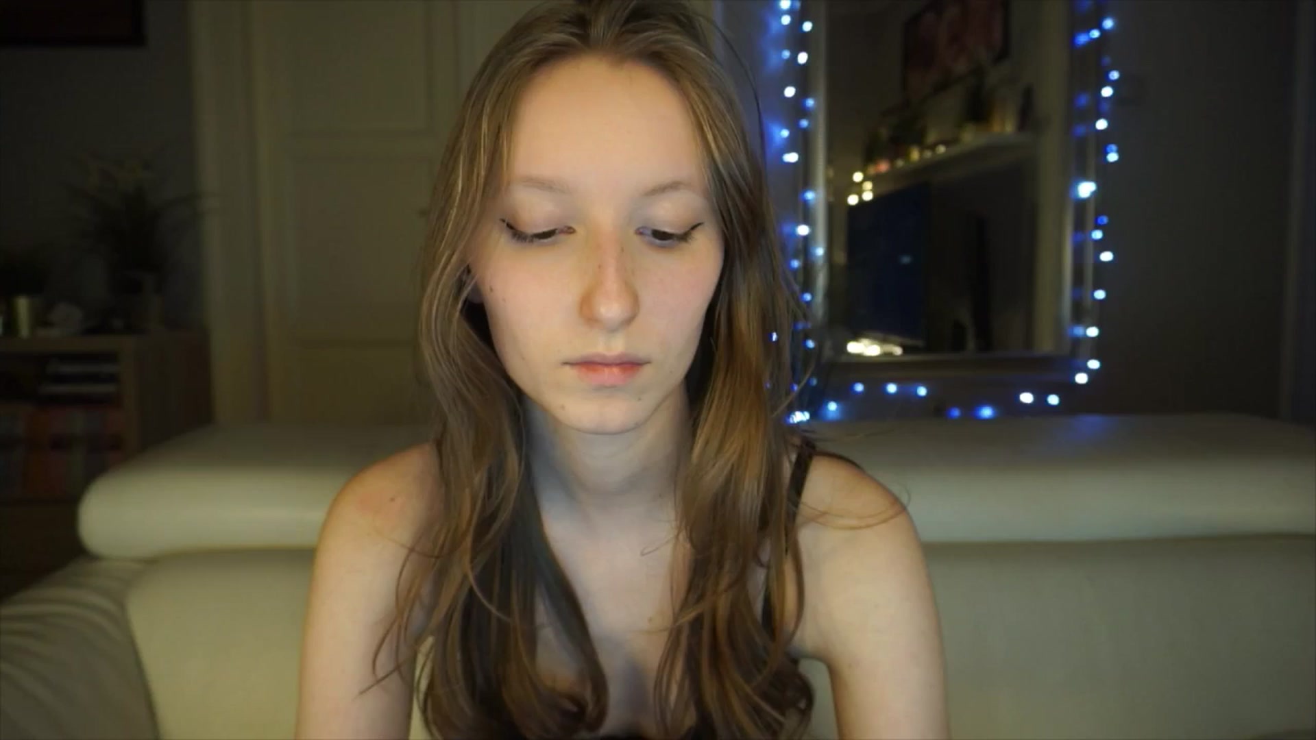 Gallery image thumbnail from Sw33t_g1rl's myfreecams stream on, 03/03/2026, 20:53 image 20 of 20