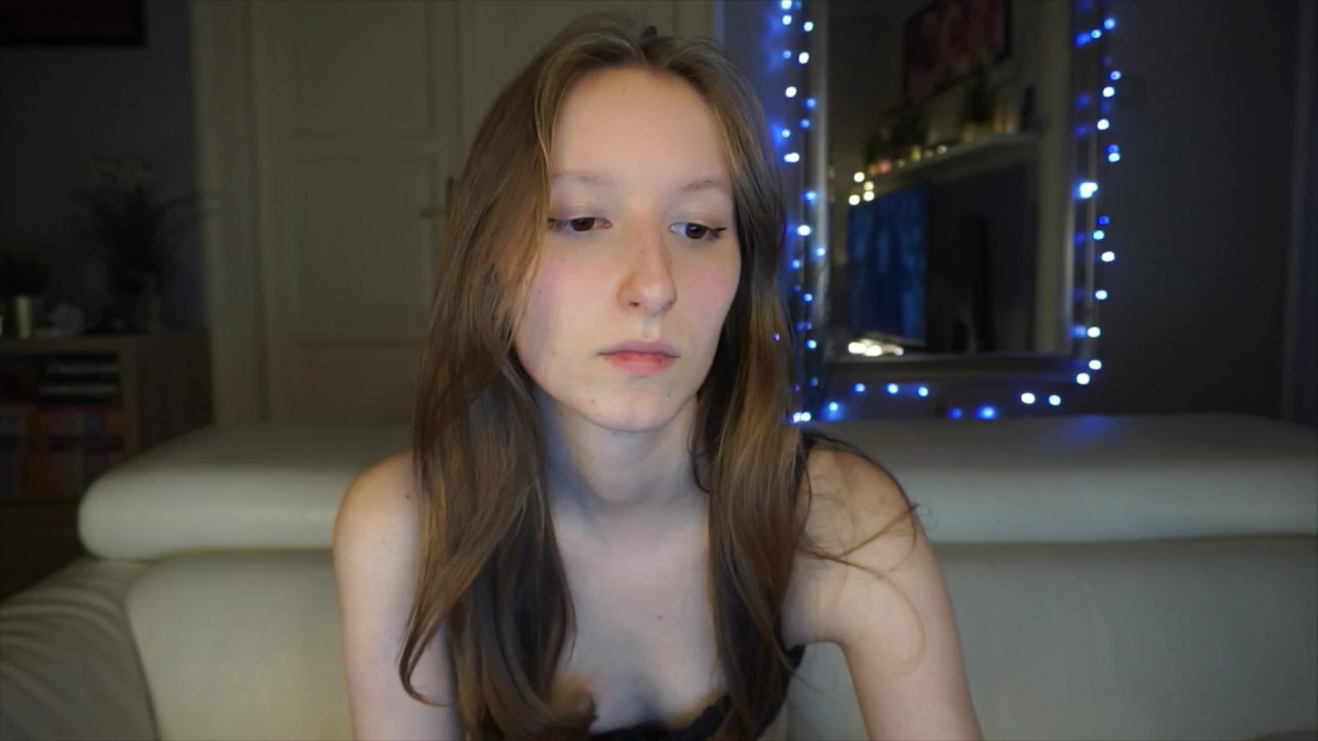 Gallery image thumbnail from Sw33t_g1rl's myfreecams stream on, 03/03/2026, 20:53 image 12 of 20