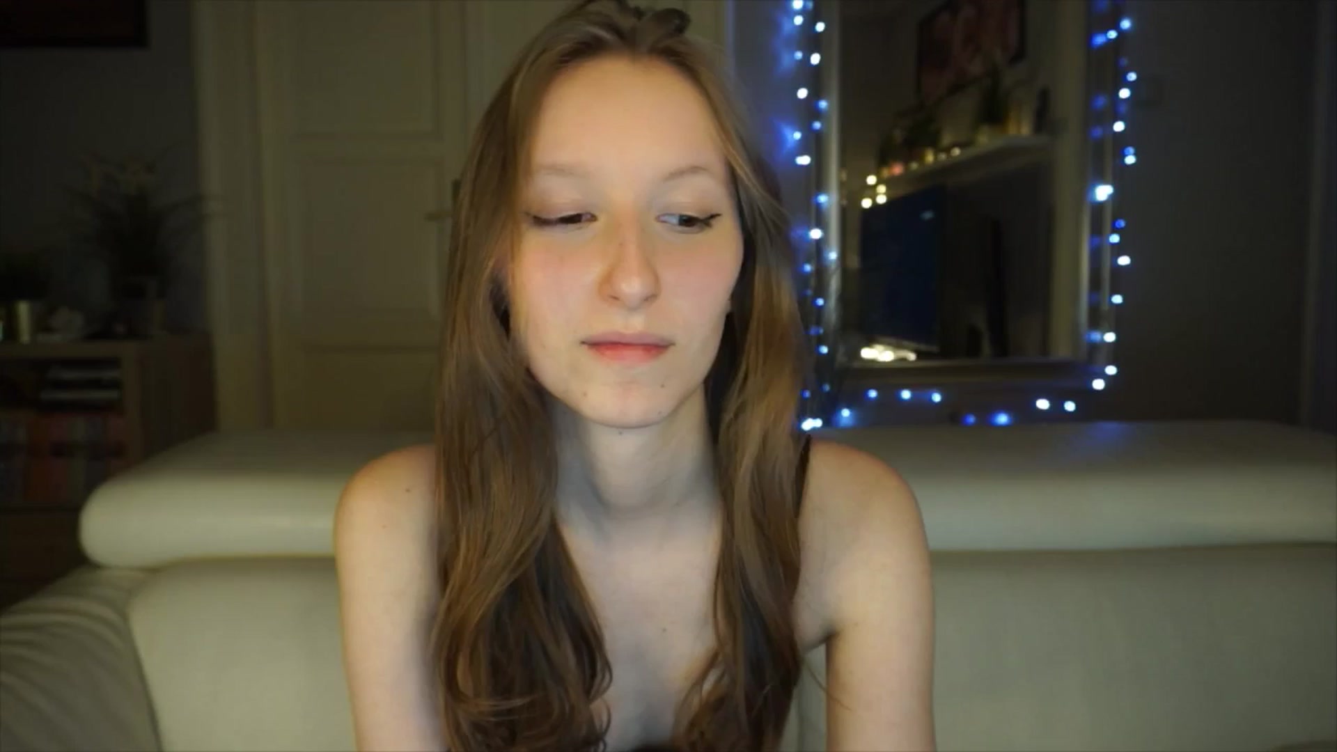 Gallery image thumbnail from Sw33t_g1rl's myfreecams stream on, 03/03/2026, 20:53 image 14 of 20