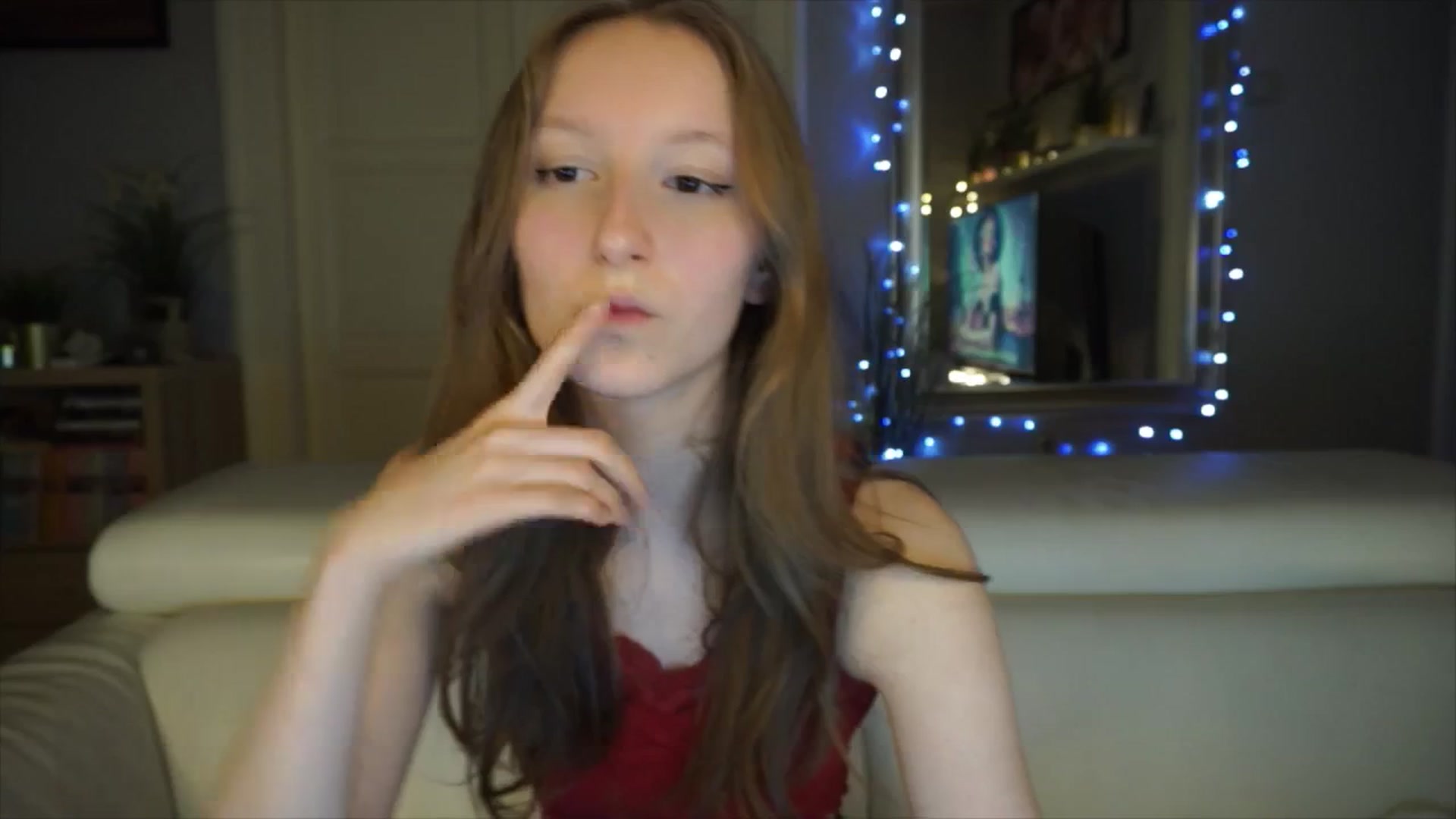 Gallery image thumbnail from Sw33t_g1rl's myfreecams stream on, 03/05/2026, 16:38 image 8 of 20