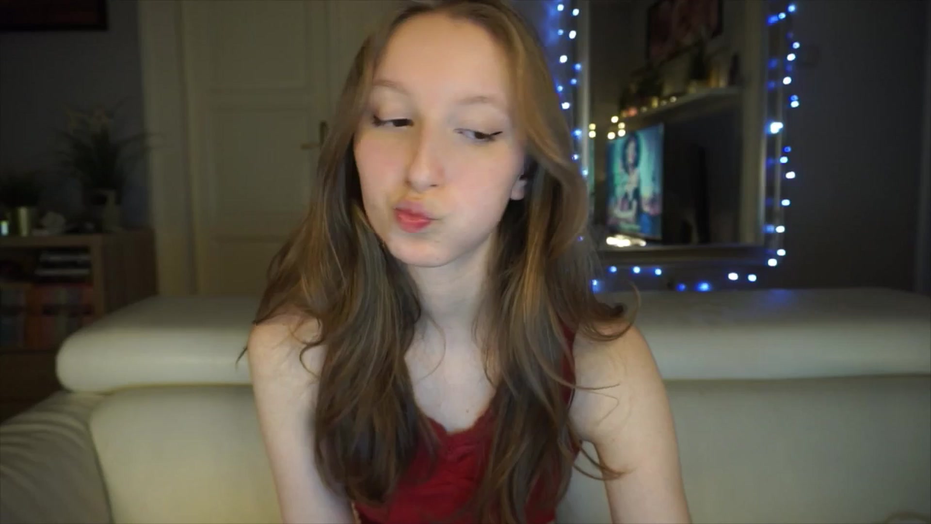Gallery image thumbnail from Sw33t_g1rl's myfreecams stream on, 03/05/2026, 16:38 image 7 of 20