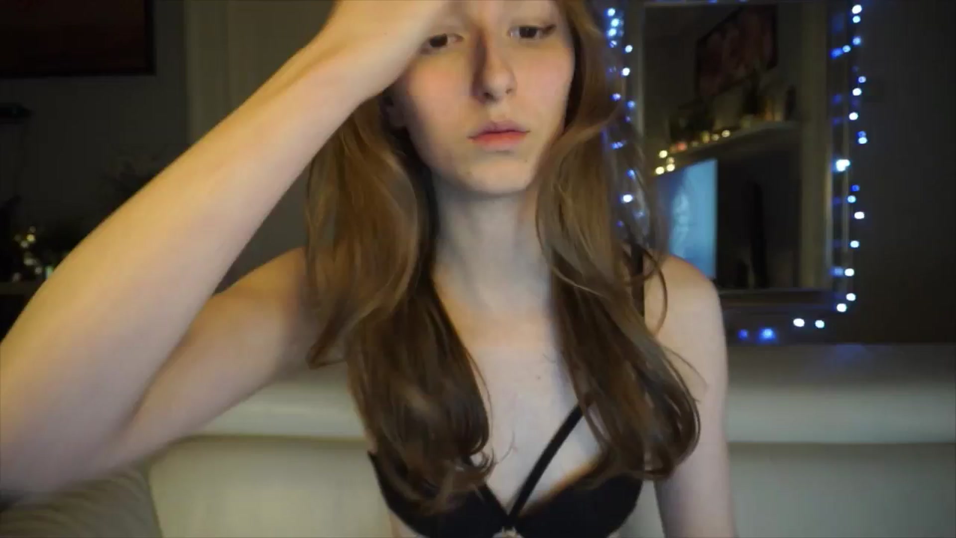 Gallery image thumbnail from Sw33t_g1rl's myfreecams stream on, 03/06/2026, 19:57 image 19 of 20
