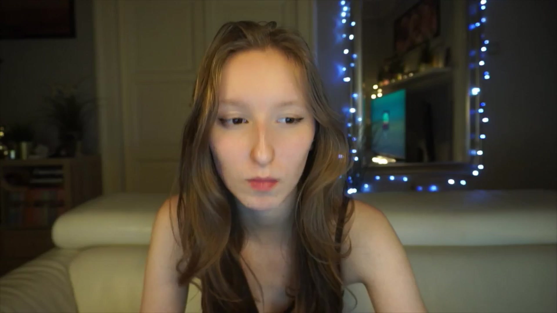 Gallery image thumbnail from Sw33t_g1rl's myfreecams stream on, 03/06/2026, 19:57 image 20 of 20