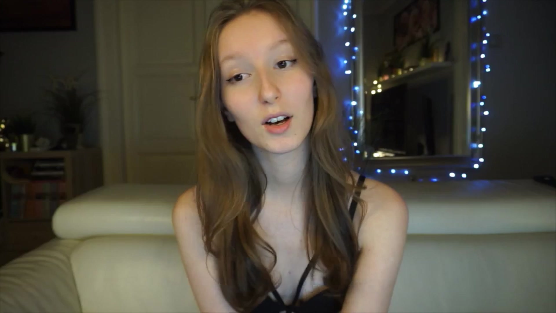 Gallery image thumbnail from Sw33t_g1rl's myfreecams stream on, 03/06/2026, 19:57 image 4 of 20