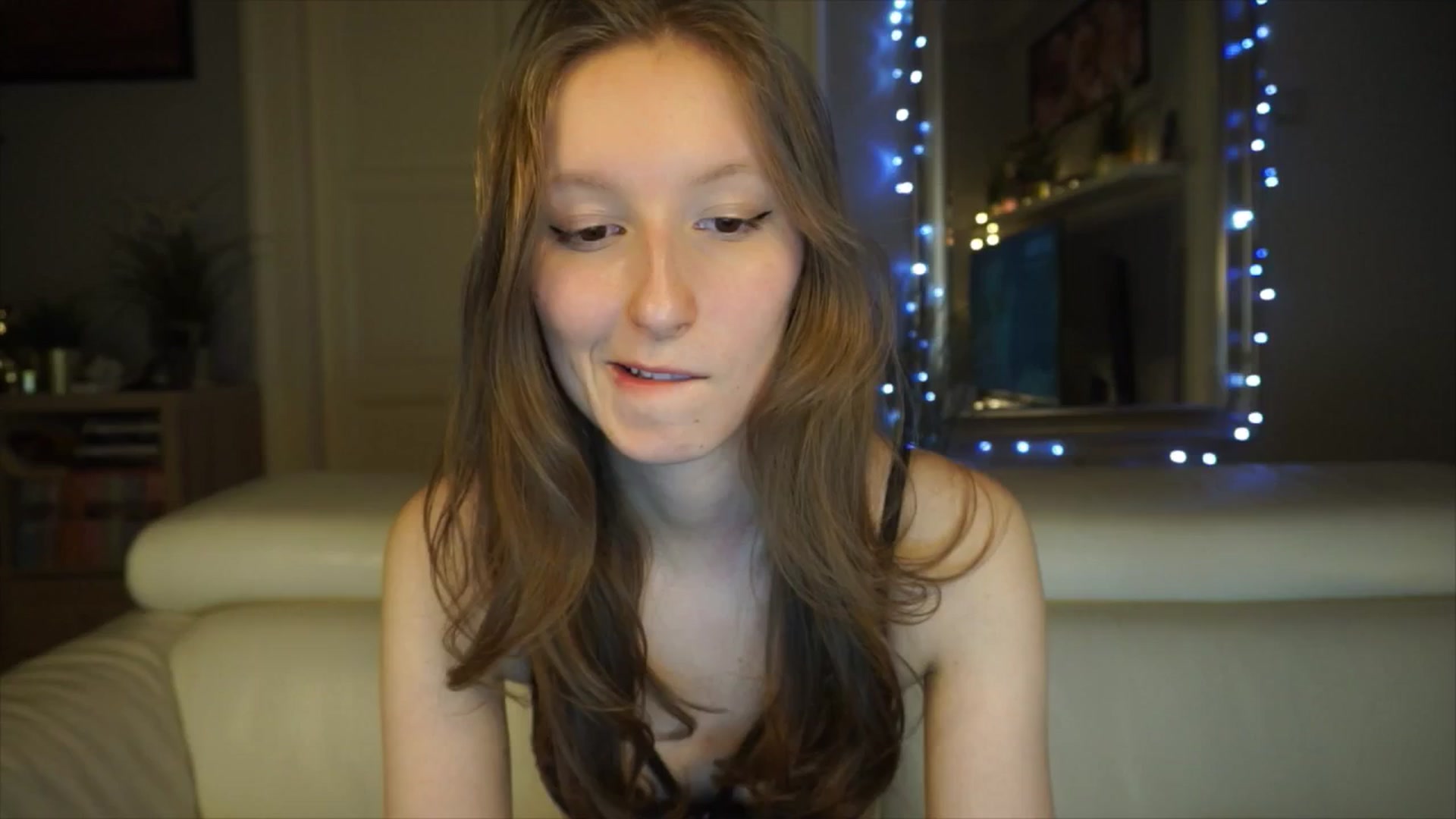 Gallery image thumbnail from Sw33t_g1rl's myfreecams stream on, 03/06/2026, 20:18 image 1 of 20