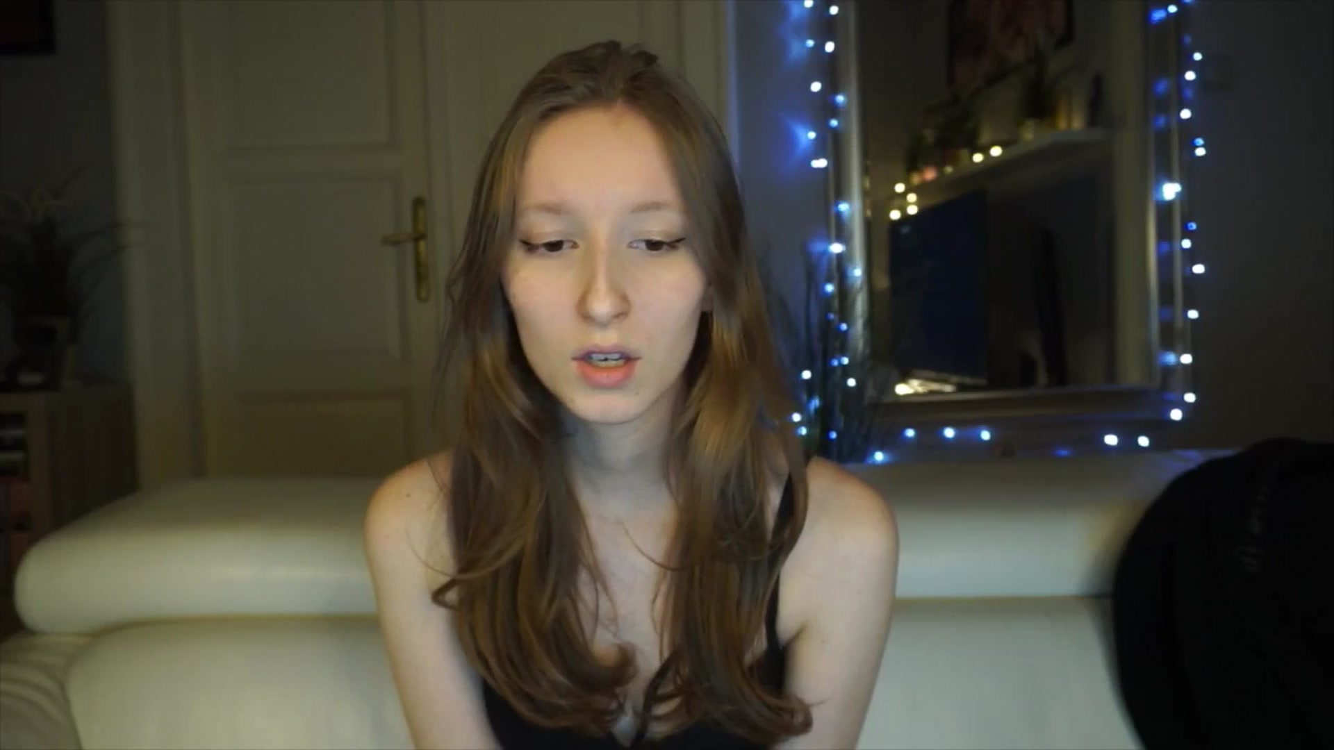 Gallery image thumbnail from Sw33t_g1rl's myfreecams stream on, 03/07/2026, 17:23 image 10 of 20