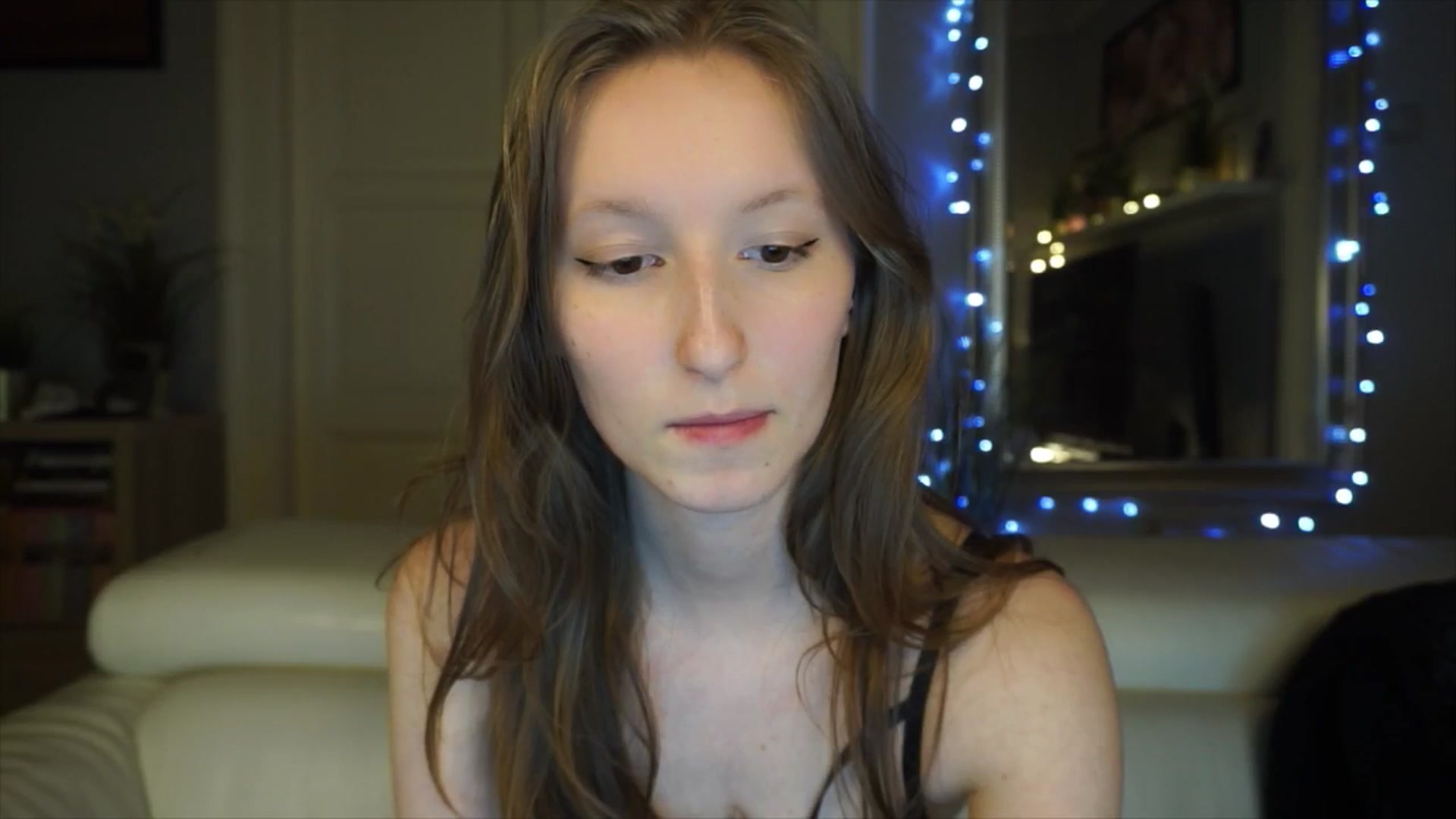 Gallery image thumbnail from Sw33t_g1rl's myfreecams stream on, 03/07/2026, 19:46 image 20 of 20
