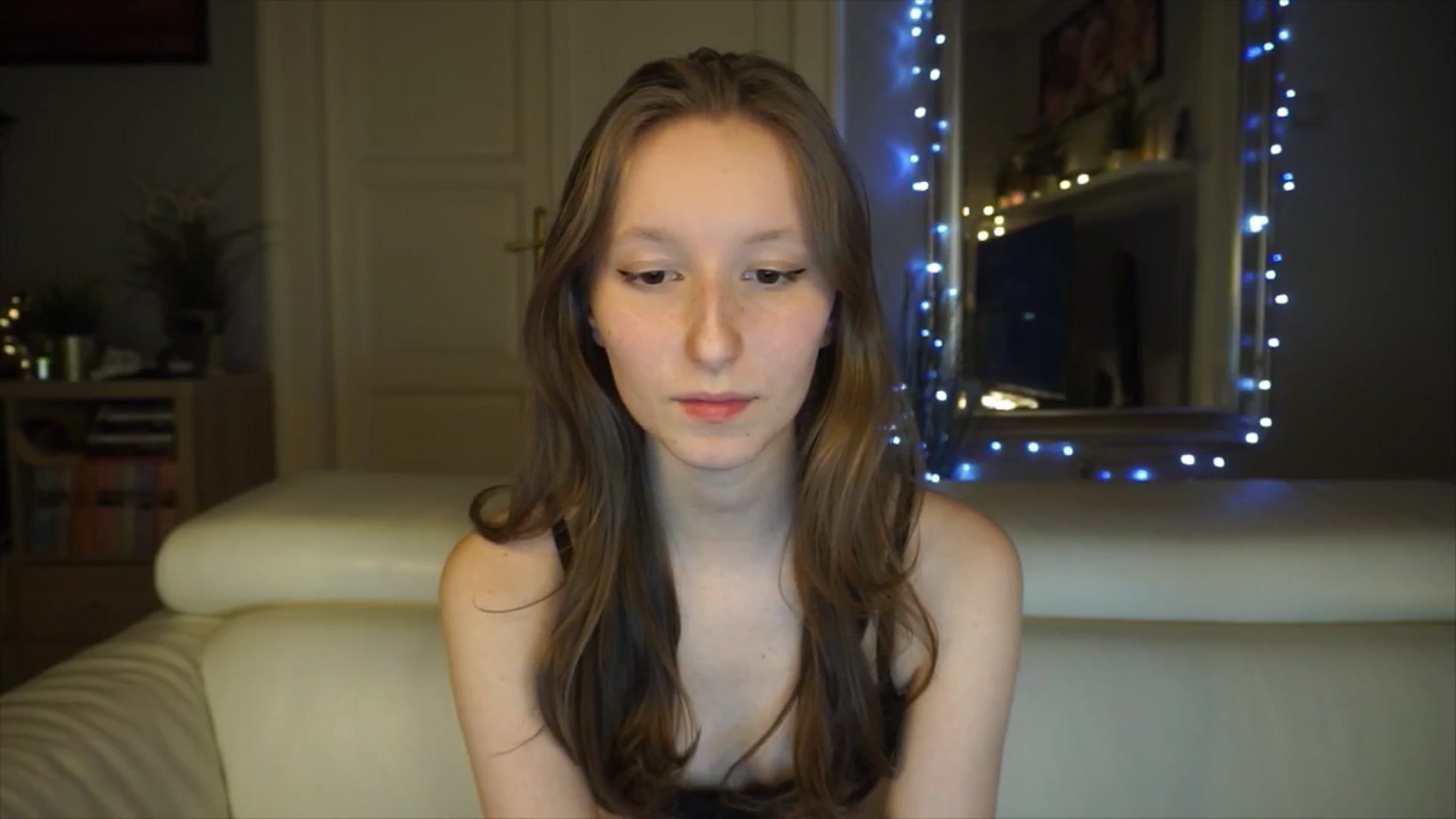 Gallery image thumbnail from Sw33t_g1rl's myfreecams stream on, 03/08/2026, 20:36 image 5 of 20