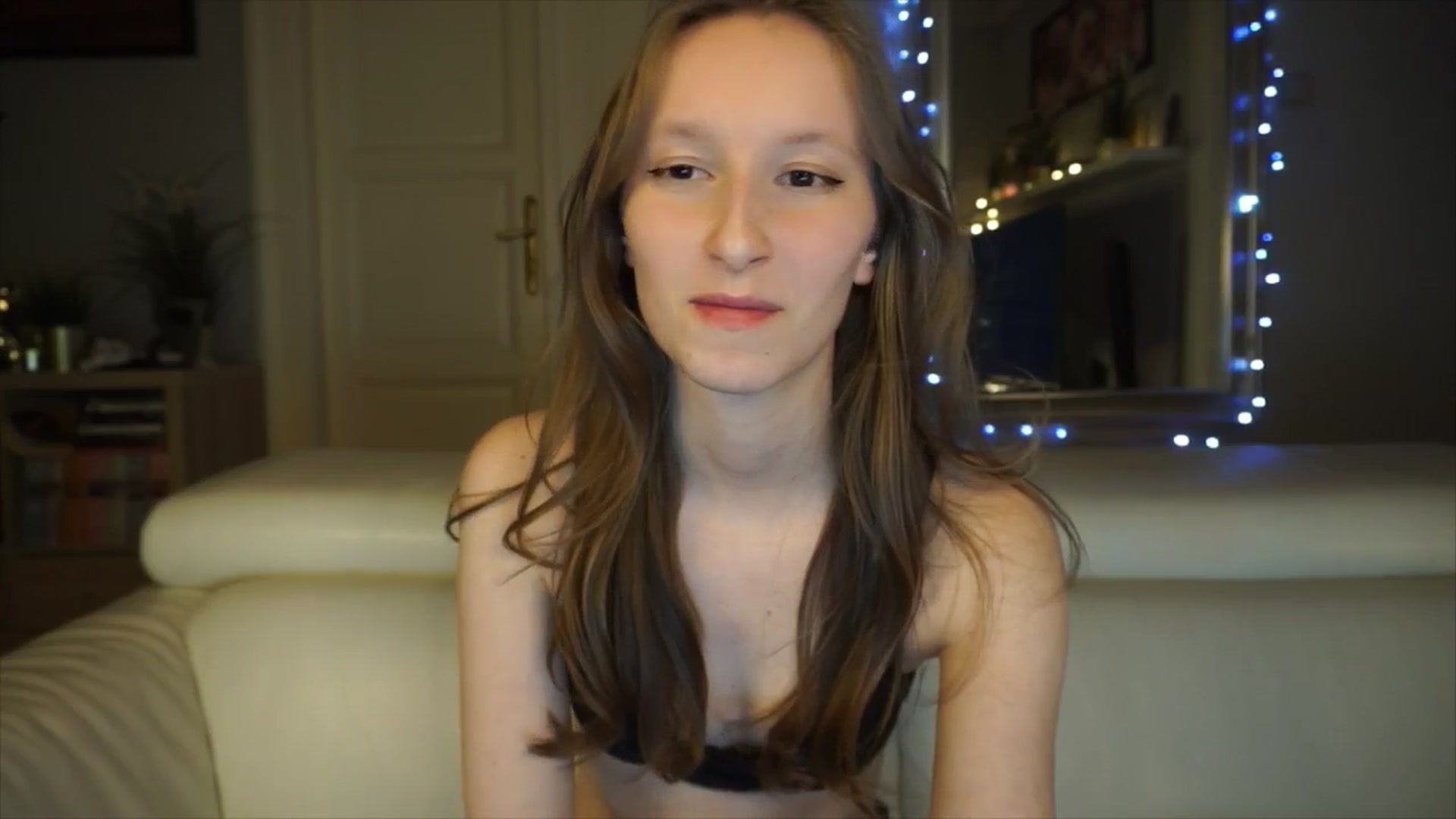 Gallery image thumbnail from Sw33t_g1rl's myfreecams stream on, 03/08/2026, 20:36 image 15 of 20