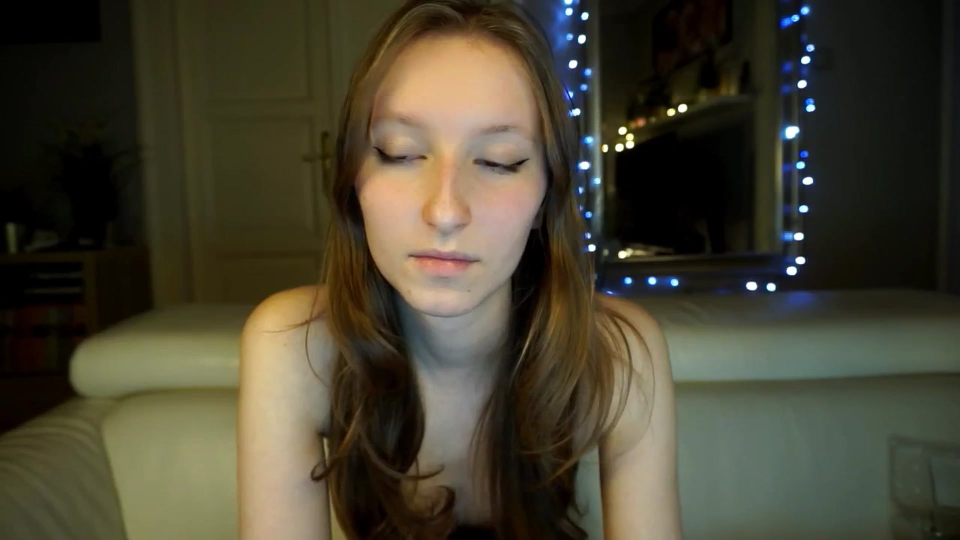 Gallery image thumbnail from Sw33t_g1rl's myfreecams stream on, 03/11/2026, 19:42 image 15 of 20