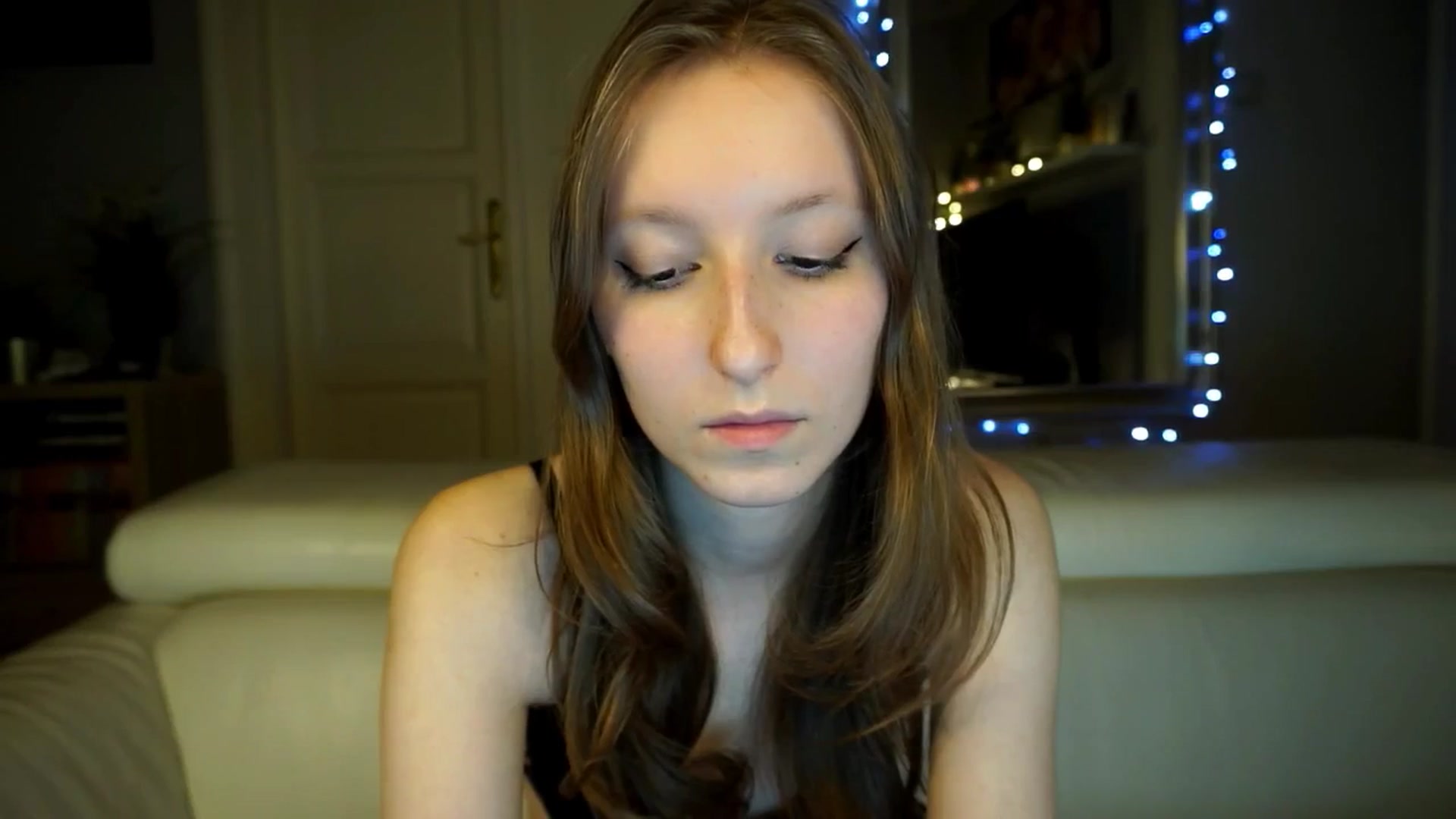 Gallery image thumbnail from Sw33t_g1rl's myfreecams stream on, 03/11/2026, 19:42 image 18 of 20