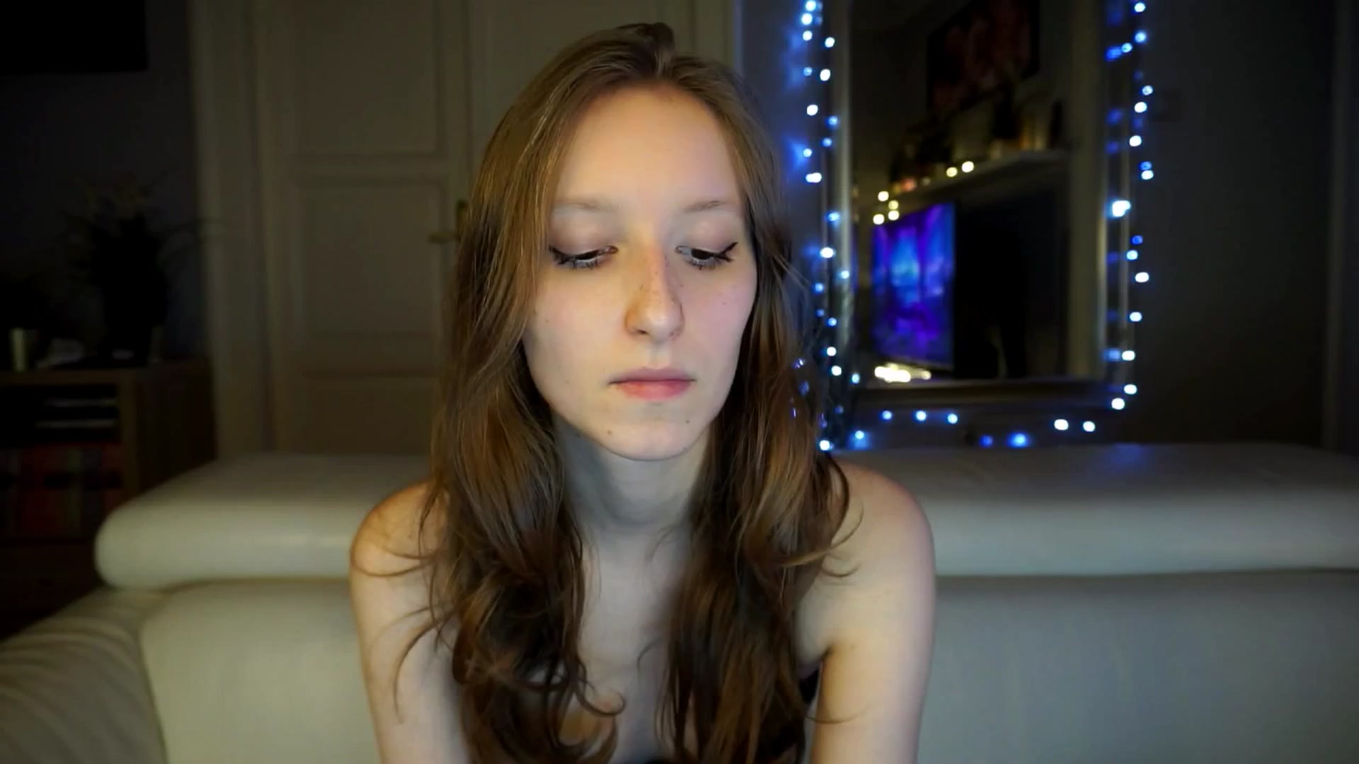 Gallery image thumbnail from Sw33t_g1rl's myfreecams stream on, 03/12/2026, 16:32 image 9 of 20