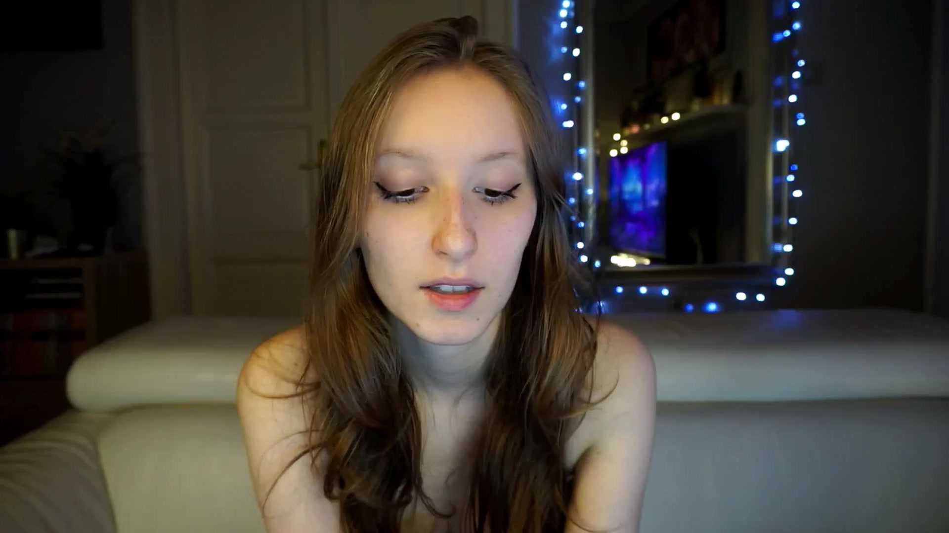Gallery image thumbnail from Sw33t_g1rl's myfreecams stream on, 03/12/2026, 16:32 image 10 of 20