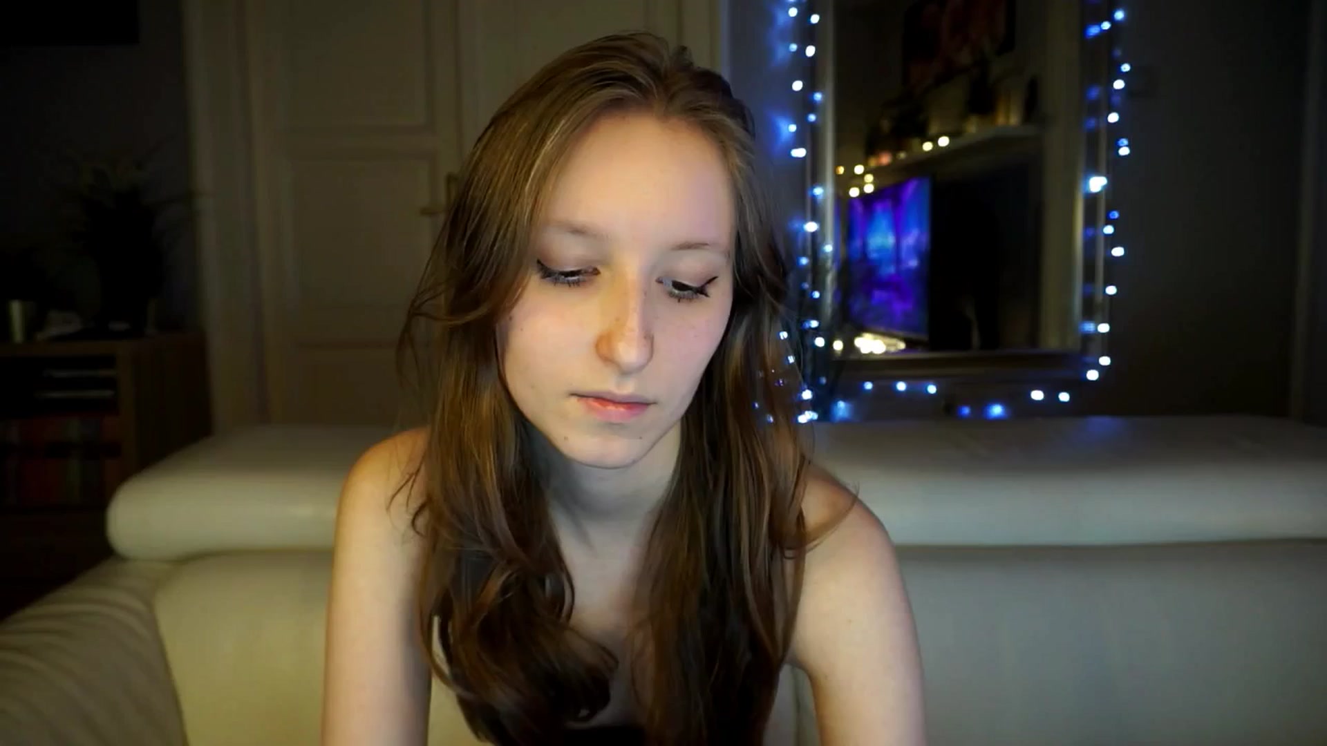 Gallery image thumbnail from Sw33t_g1rl's myfreecams stream on, 03/12/2026, 18:40 image 19 of 20