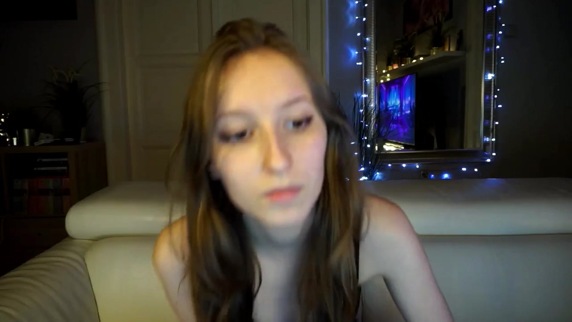 Gallery image thumbnail from Sw33t_g1rl's myfreecams stream on, 03/12/2026, 18:40 image 8 of 20