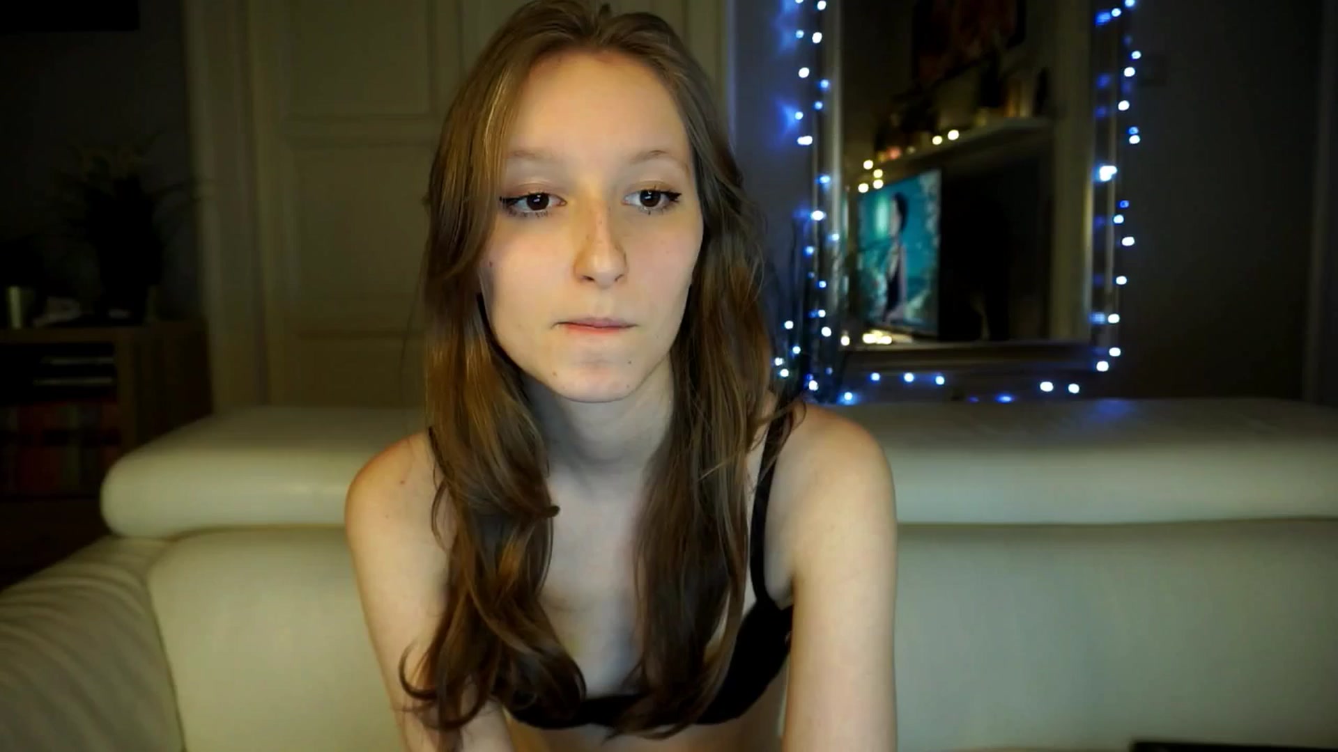 Gallery image thumbnail from Sw33t_g1rl's myfreecams stream on, 03/12/2026, 19:38 image 4 of 20