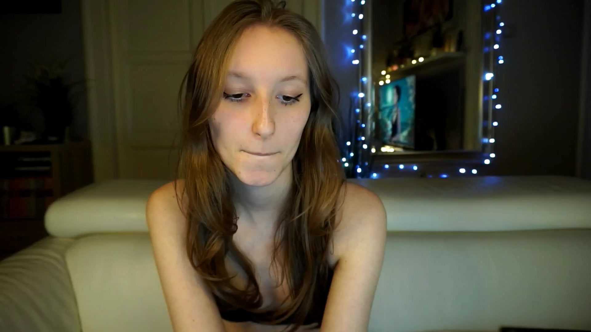 Gallery image thumbnail from Sw33t_g1rl's myfreecams stream on, 03/12/2026, 19:38 image 8 of 20