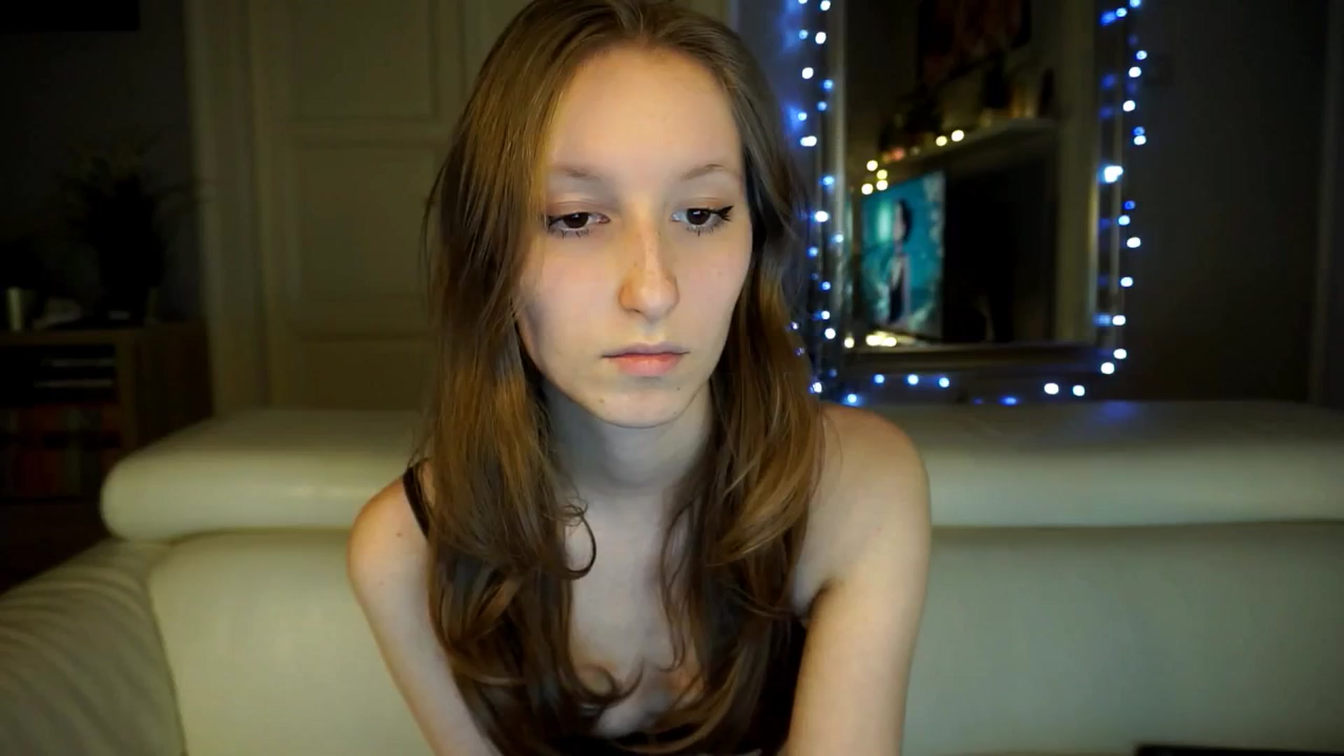 Gallery image thumbnail from Sw33t_g1rl's myfreecams stream on, 03/12/2026, 19:38 image 11 of 20