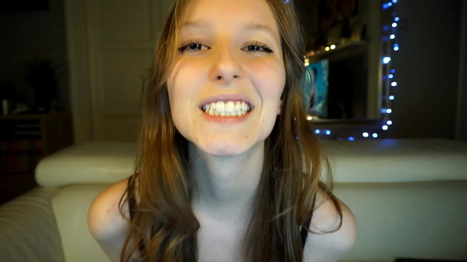 Gallery image thumbnail from Sw33t_g1rl's myfreecams stream on, 03/12/2026, 19:38 image 5 of 20