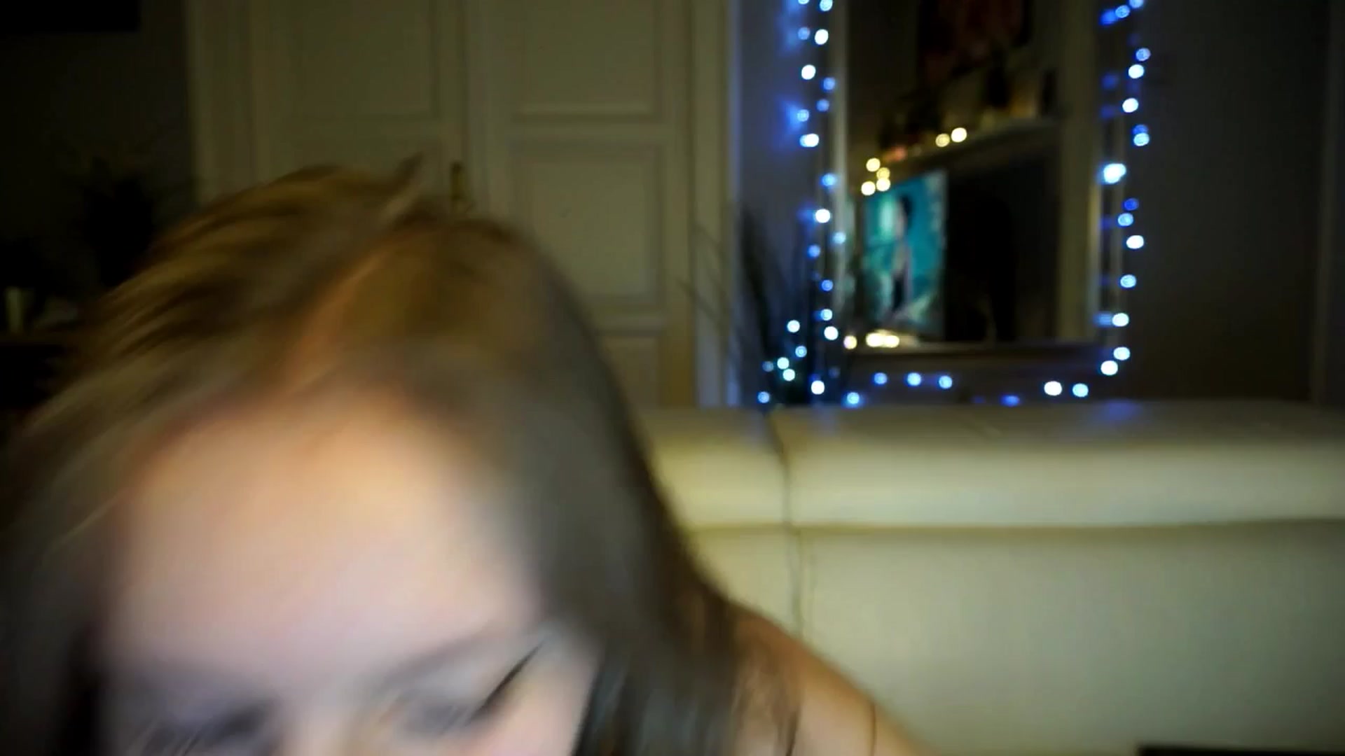 Gallery image thumbnail from Sw33t_g1rl's myfreecams stream on, 03/12/2026, 19:38 image 13 of 20