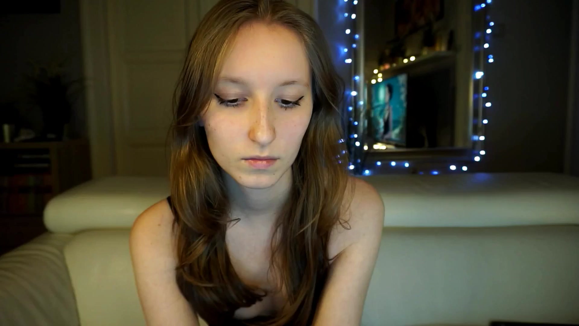 Gallery image thumbnail from Sw33t_g1rl's myfreecams stream on, 03/12/2026, 19:38 image 7 of 20