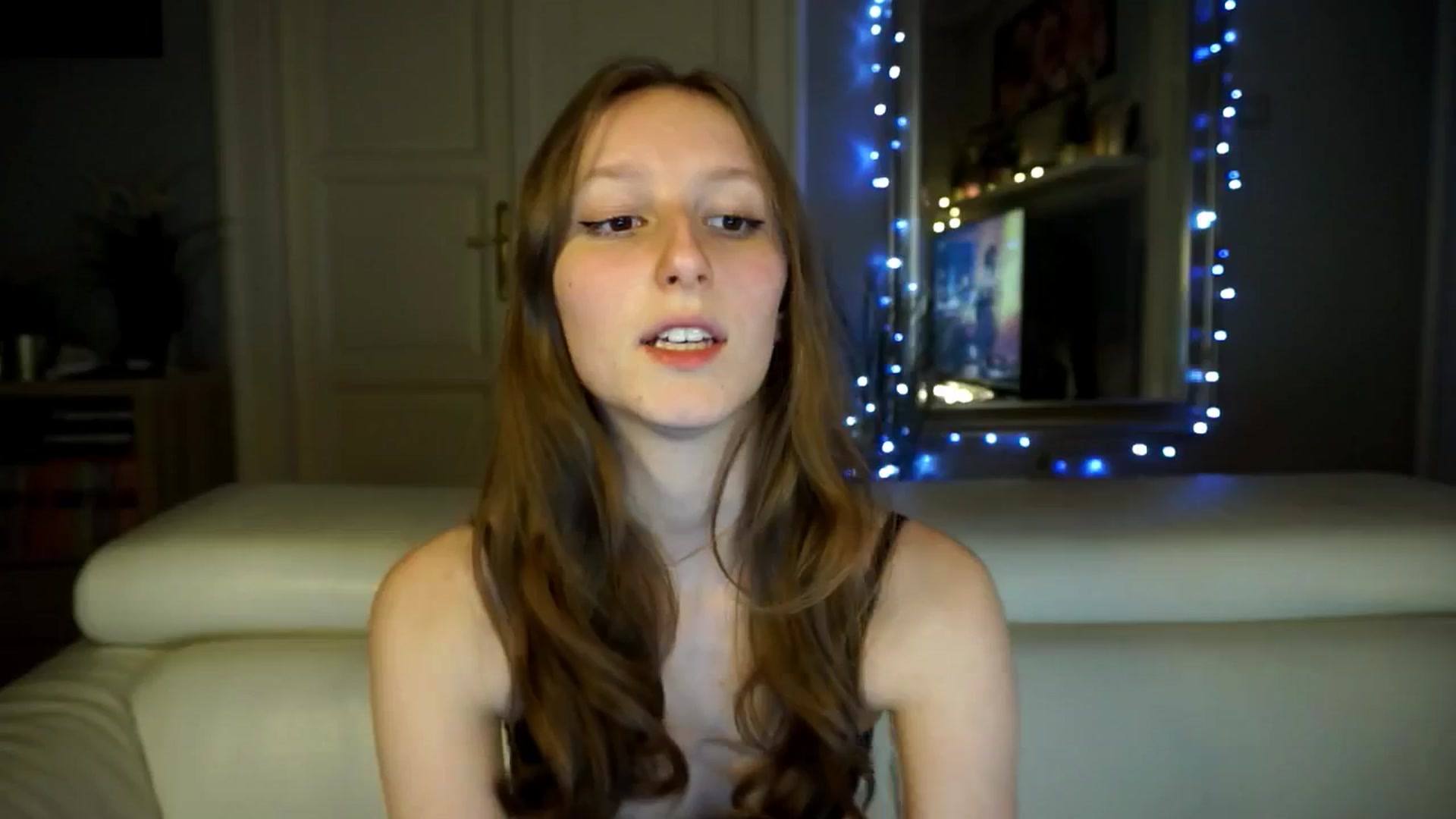 Gallery image thumbnail from Sw33t_g1rl's myfreecams stream on, 03/13/2026, 20:11 image 15 of 20