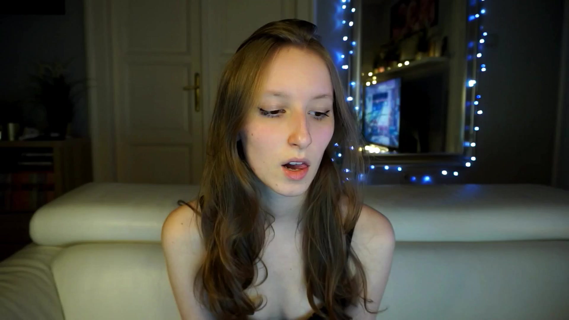 Gallery image thumbnail from Sw33t_g1rl's myfreecams stream on, 03/13/2026, 20:11 image 10 of 20