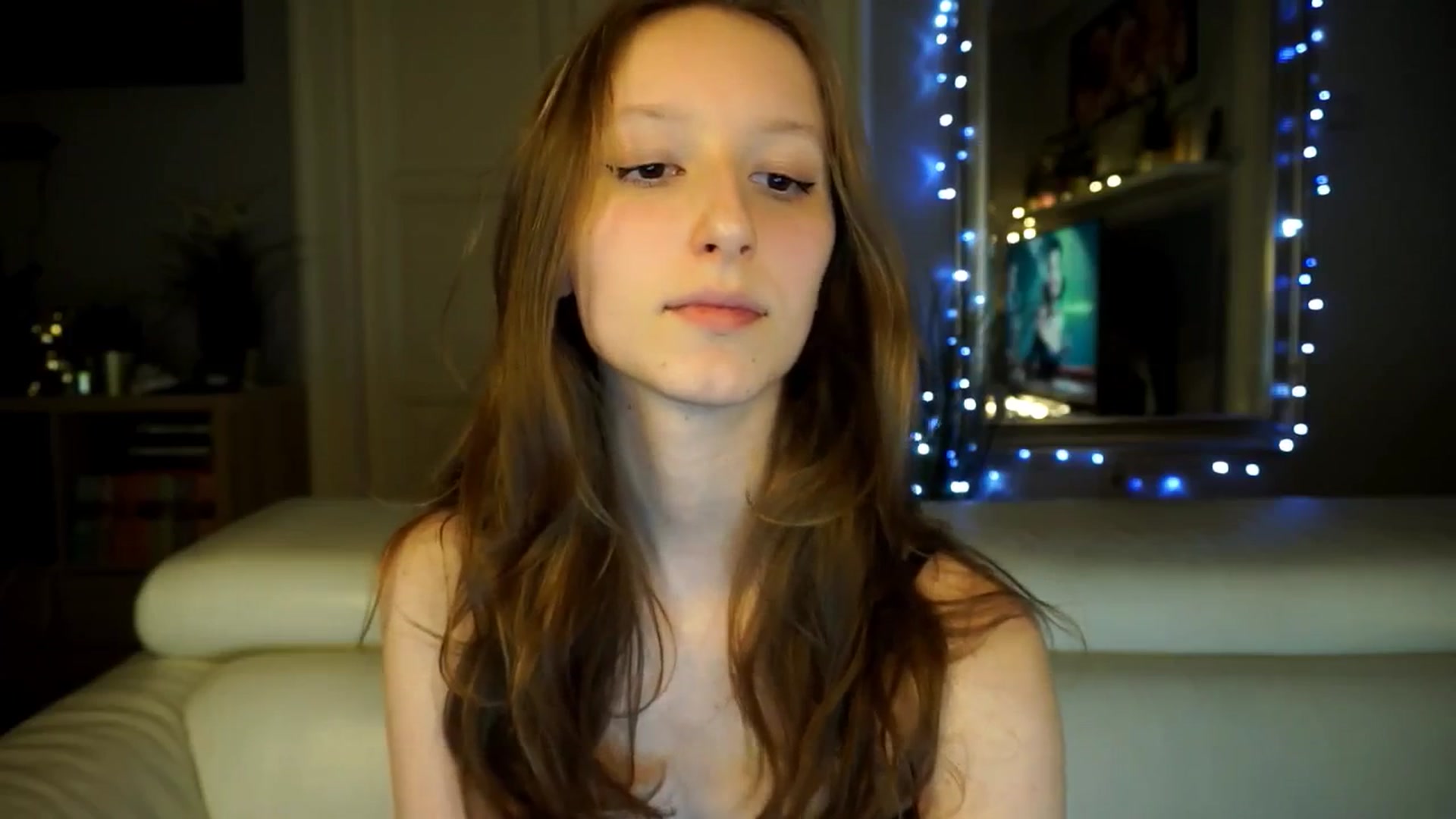 Gallery image thumbnail from Sw33t_g1rl's myfreecams stream on, 03/14/2026, 18:07 image 19 of 20