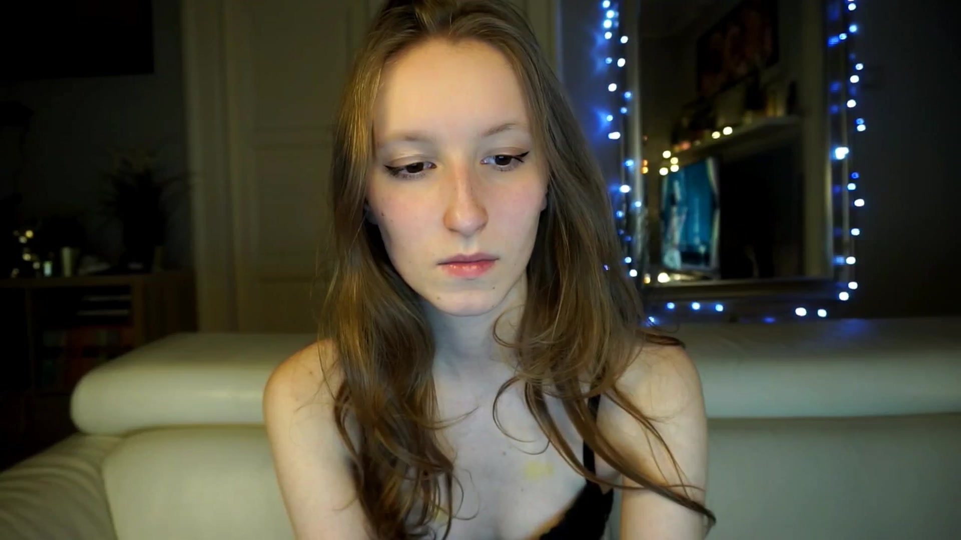 Gallery image thumbnail from Sw33t_g1rl's myfreecams stream on, 03/14/2026, 20:36 image 10 of 20