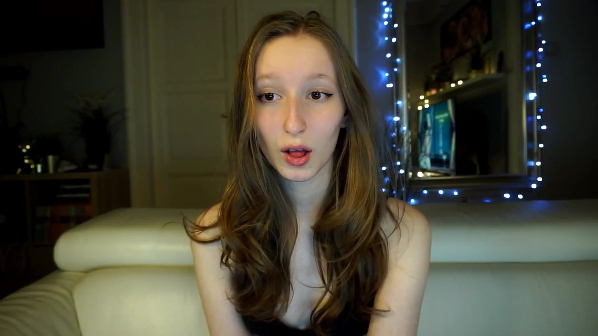 Gallery image thumbnail from Sw33t_g1rl's myfreecams stream on, 03/14/2026, 20:36 image 5 of 20