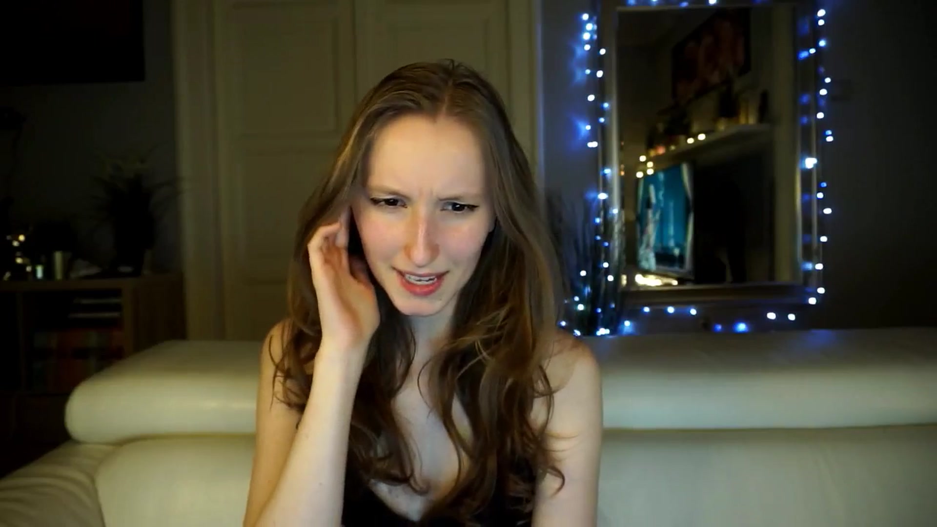Gallery image thumbnail from Sw33t_g1rl's myfreecams stream on, 03/14/2026, 20:36 image 3 of 20