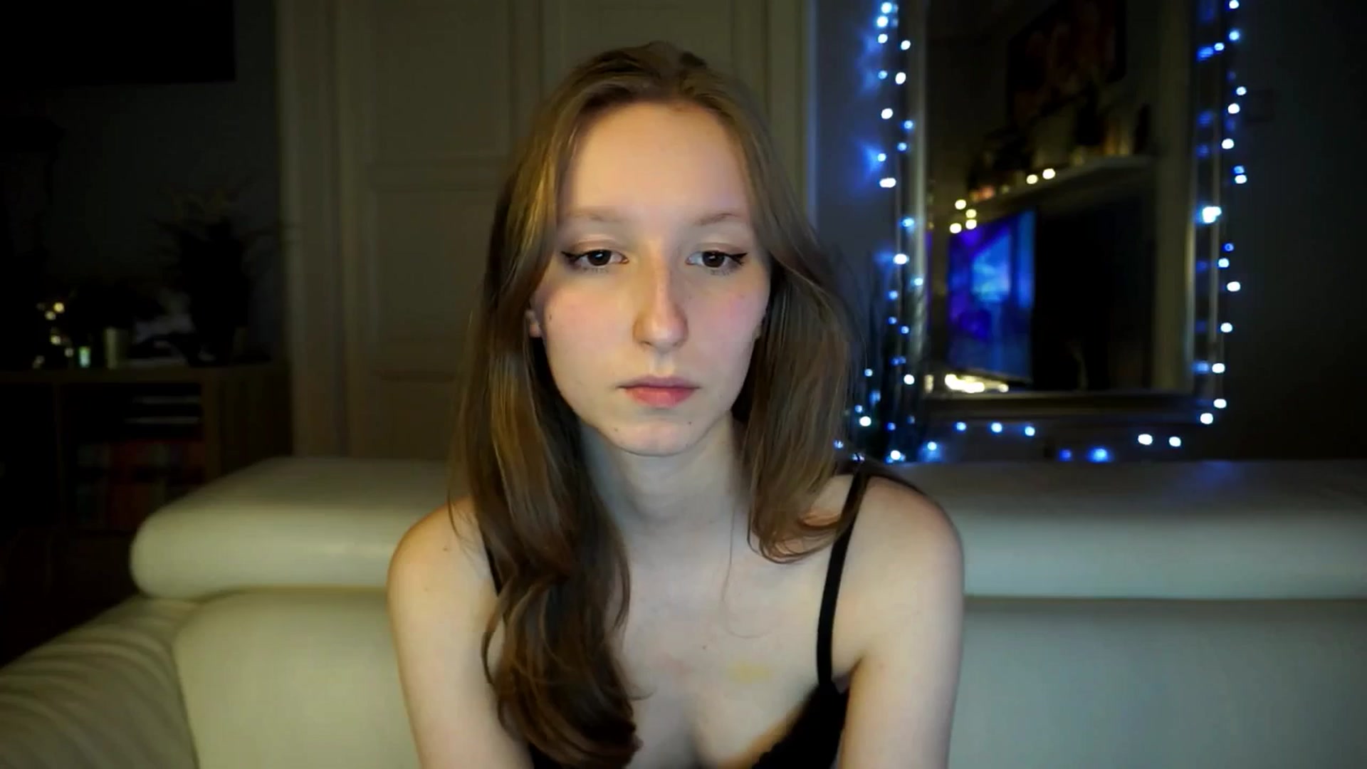 Gallery image thumbnail from Sw33t_g1rl's myfreecams stream on, 03/16/2026, 19:00 image 11 of 20