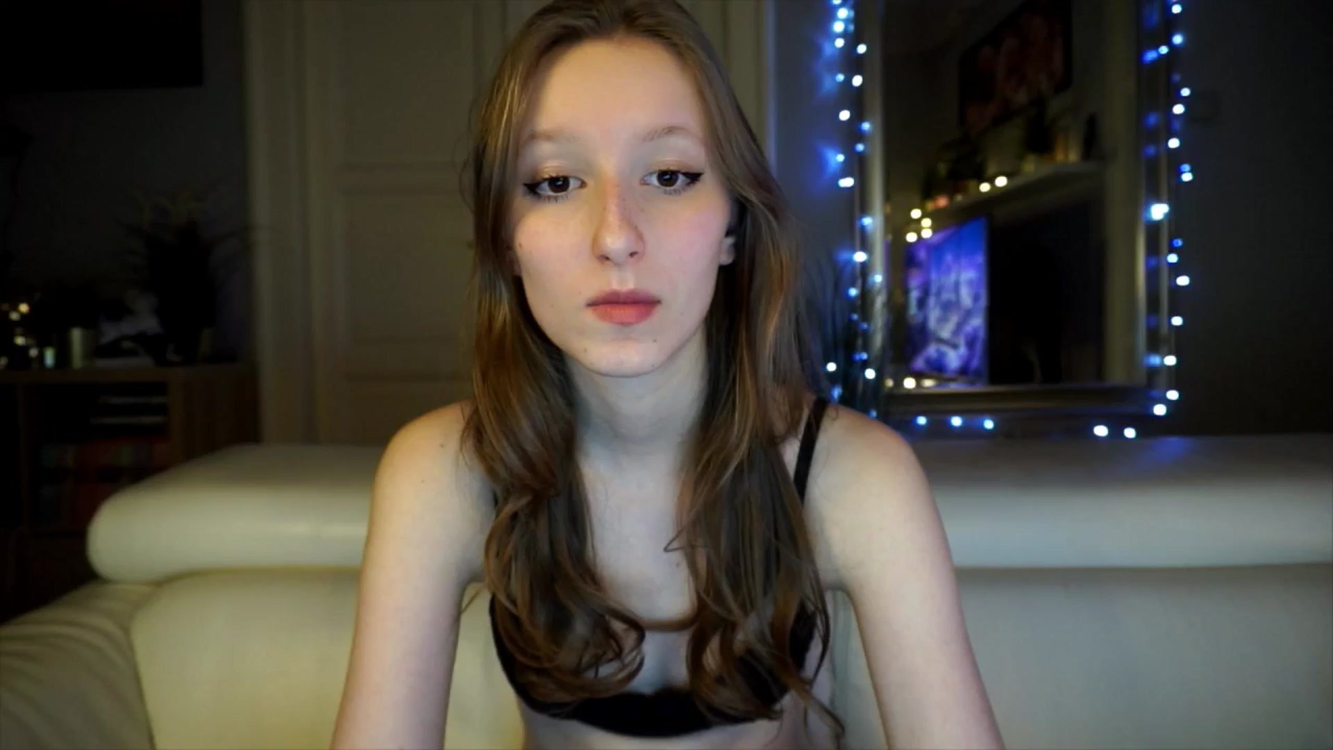 Gallery image thumbnail from Sw33t_g1rl's myfreecams stream on, 03/17/2026, 21:40 image 10 of 20