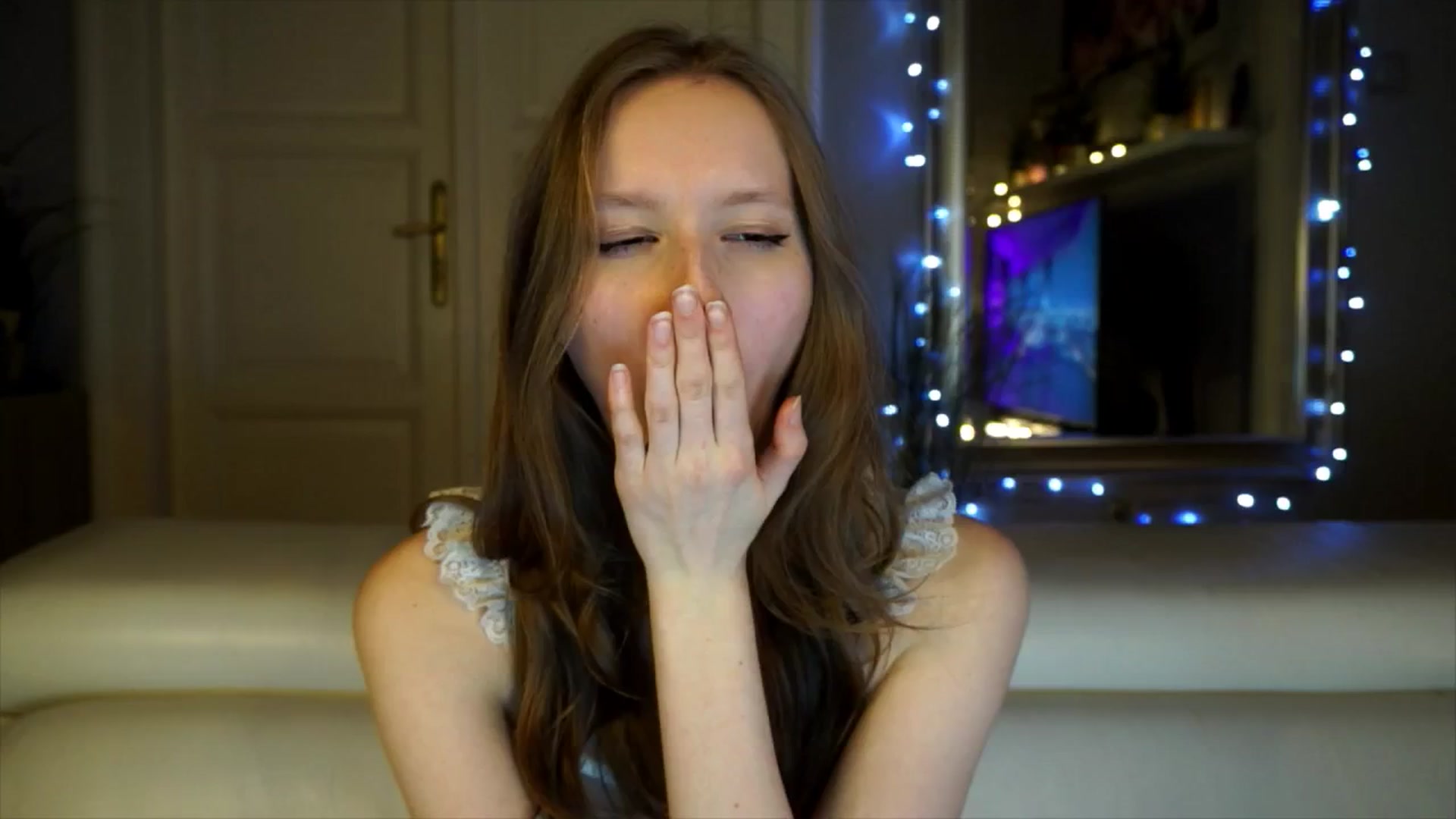 Gallery image thumbnail from Sw33t_g1rl's myfreecams stream on, 03/18/2026, 19:00 image 11 of 20