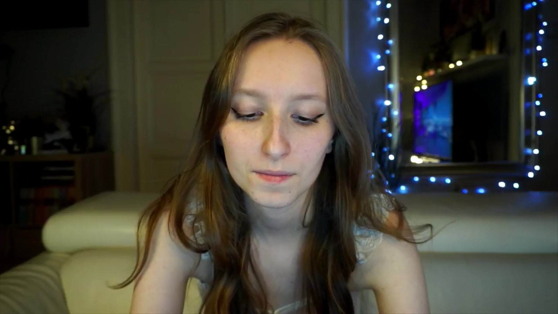 Gallery image thumbnail from Sw33t_g1rl's myfreecams stream on, 03/18/2026, 20:34 image 11 of 20
