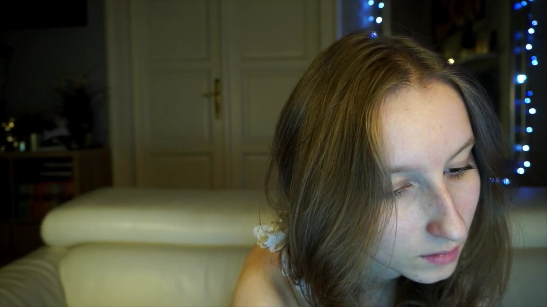 Gallery image thumbnail from Sw33t_g1rl's myfreecams stream on, 03/18/2026, 20:34 image 13 of 20