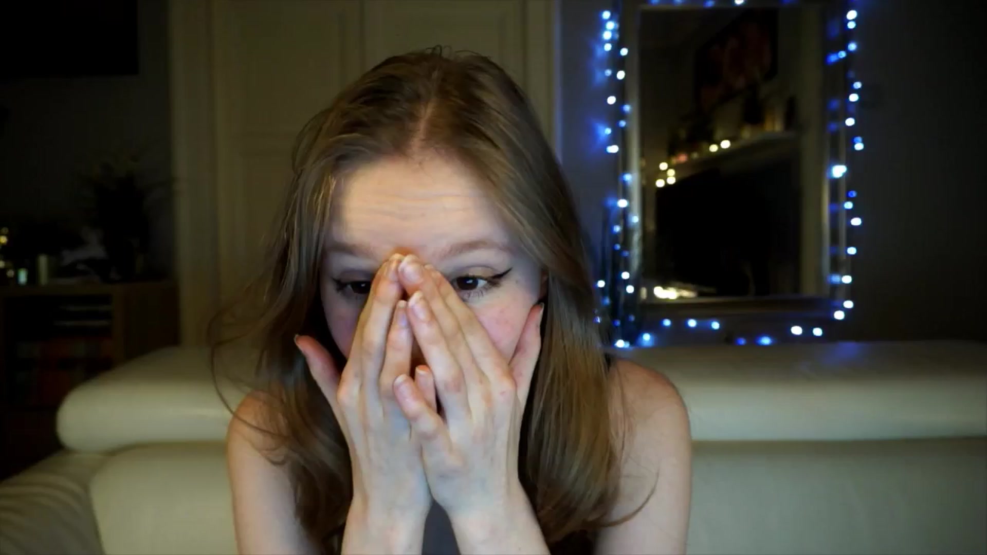 Gallery image thumbnail from Sw33t_g1rl's myfreecams stream on, 03/20/2026, 21:43 image 6 of 20