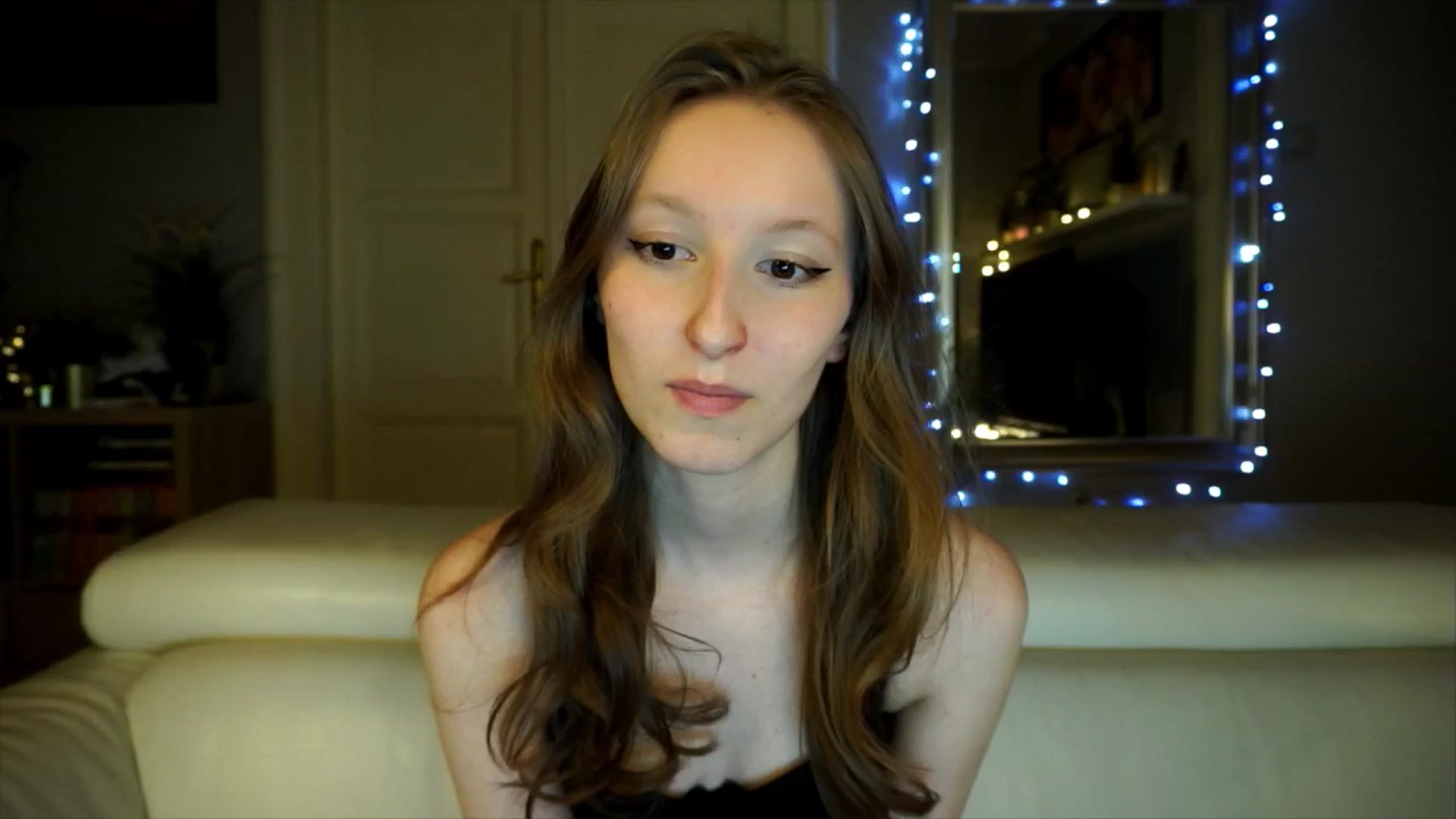 Gallery image thumbnail from Sw33t_g1rl's myfreecams stream on, 03/20/2026, 21:43 image 1 of 20