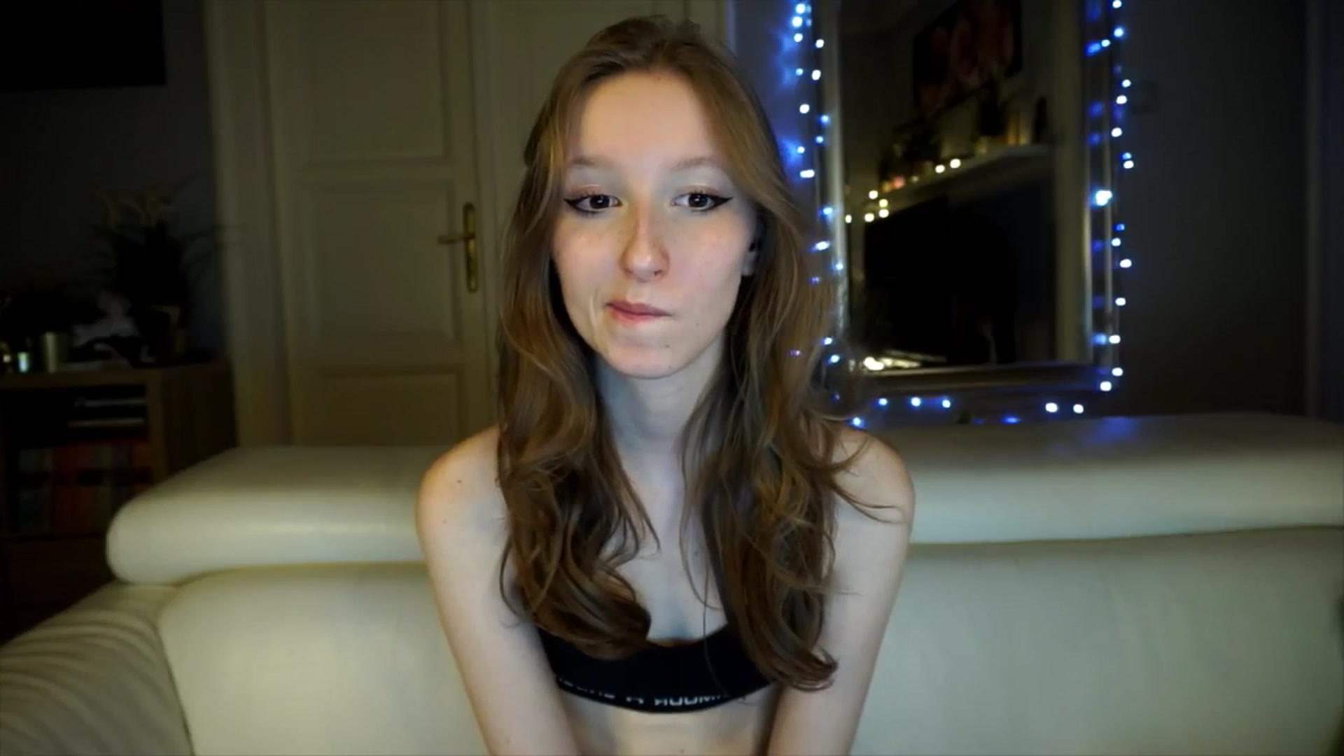 Gallery image thumbnail from Sw33t_g1rl's myfreecams stream on, 03/21/2026, 17:11 image 12 of 20