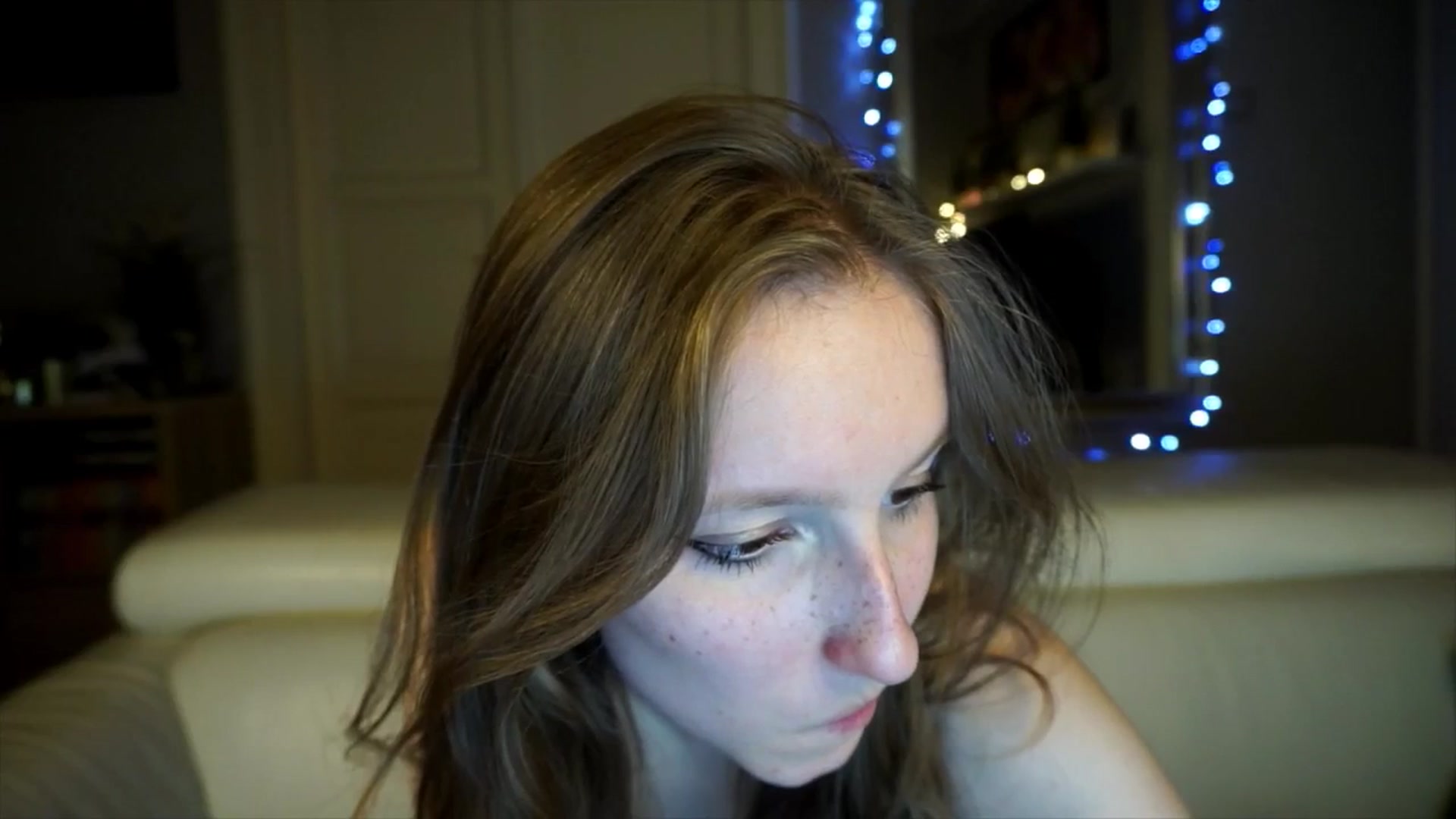 Gallery image thumbnail from Sw33t_g1rl's myfreecams stream on, 03/21/2026, 17:11 image 15 of 20